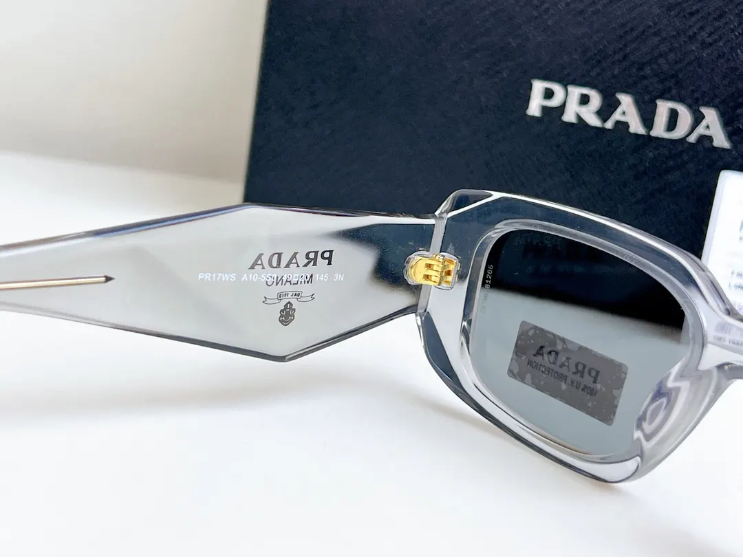 PRADA SPR17W 太阳眼镜 时尚遮阳款