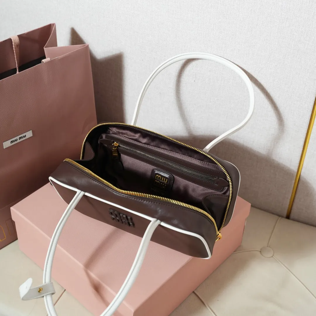 Miu 小牛皮 手提包 通勤手提款