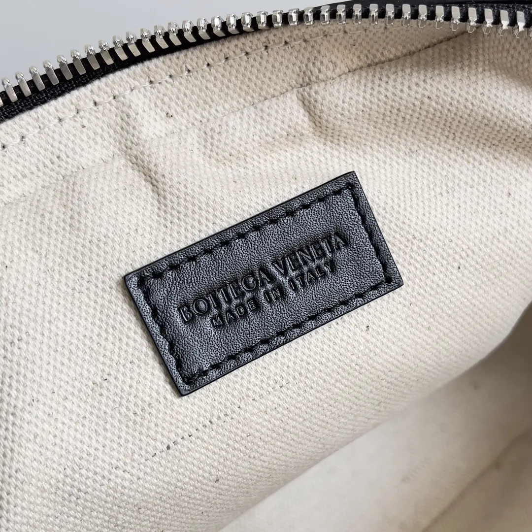 Bottega Veneta 手拿包 精致手拿款