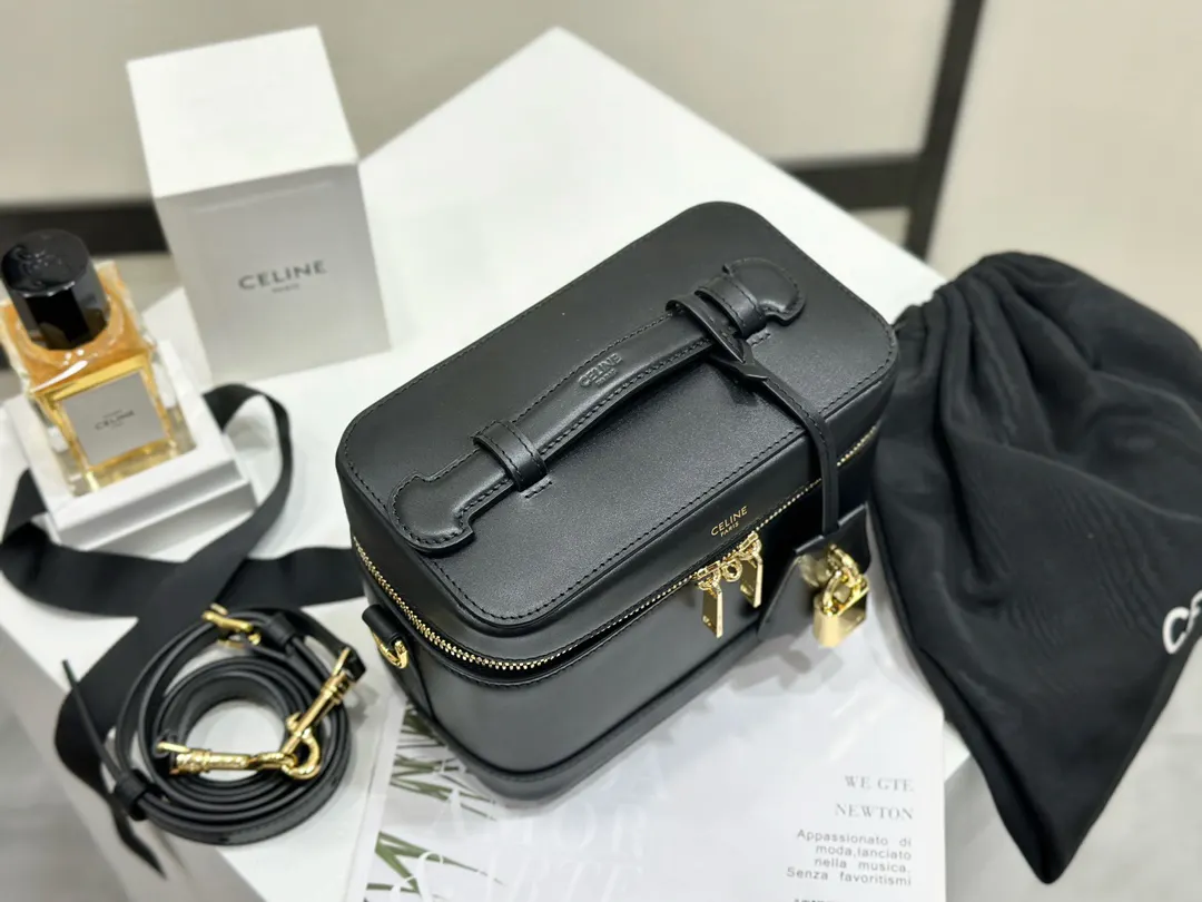 Celine 黑色 牛皮 化妝包 便携收納款