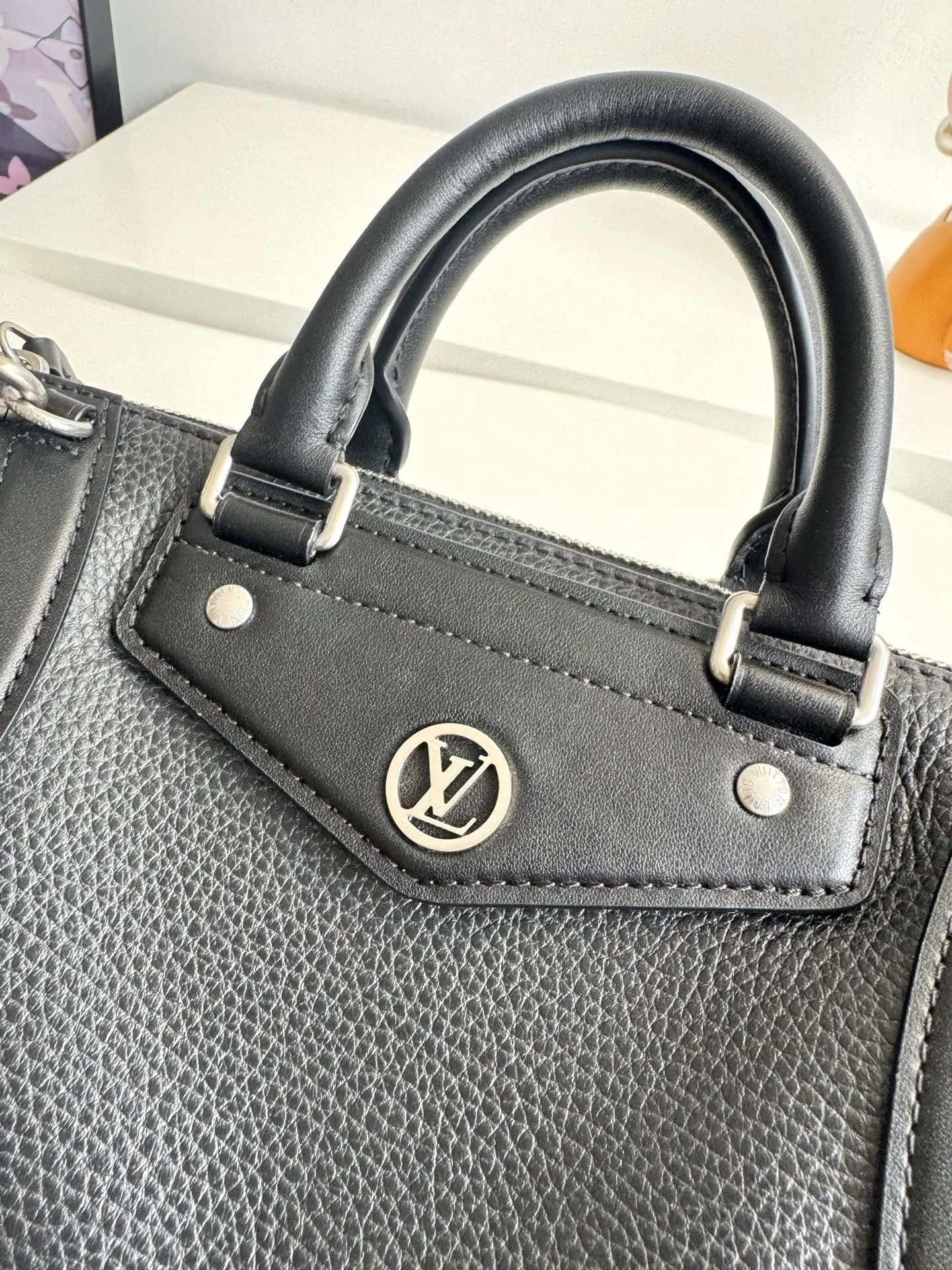 LV 羊皮手提包 精选款