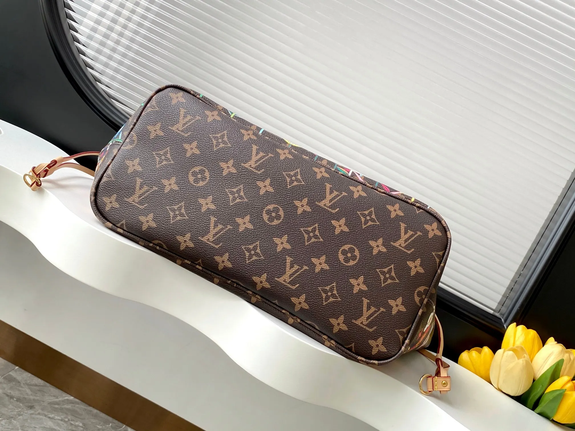 LV Neverfull 牛皮 收納包 旅行收納款