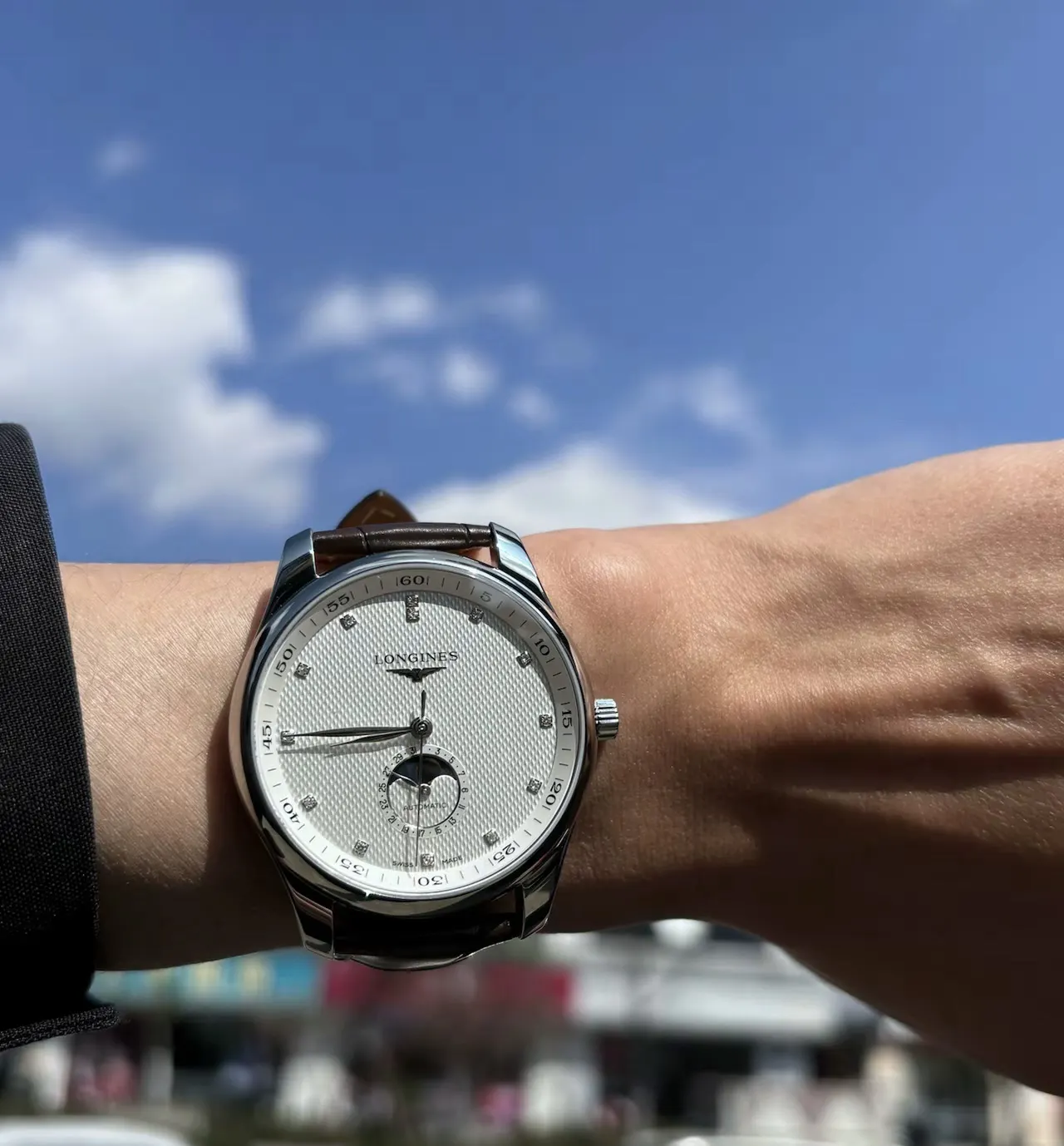 Longines 盒 我被这块浪琴名匠四针月相皮带钻 手錶 經典腕表款