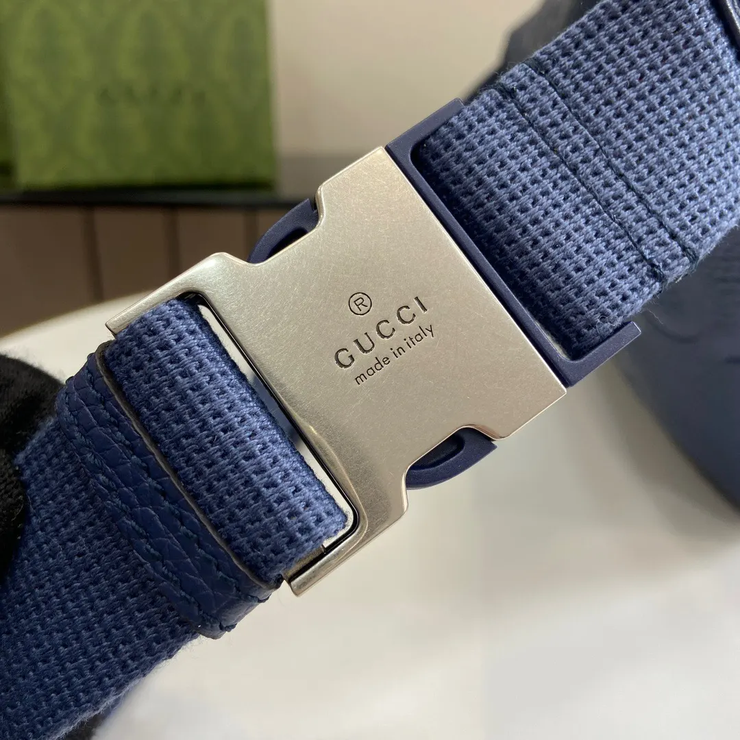 Gucci 藍色 皮革 双g 斜背包 輕便斜挎款