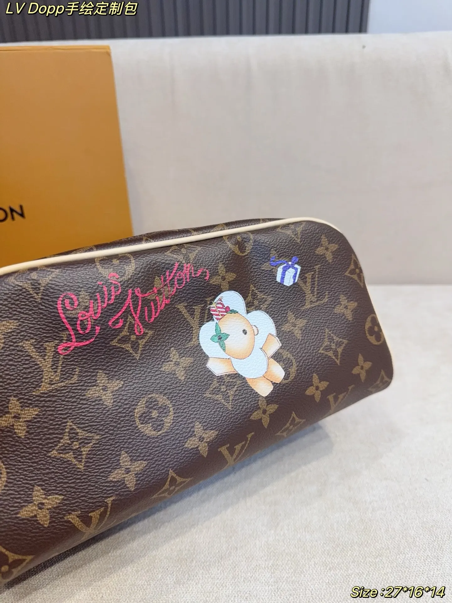 LV 老花 帆布 化妝包 便携收納款