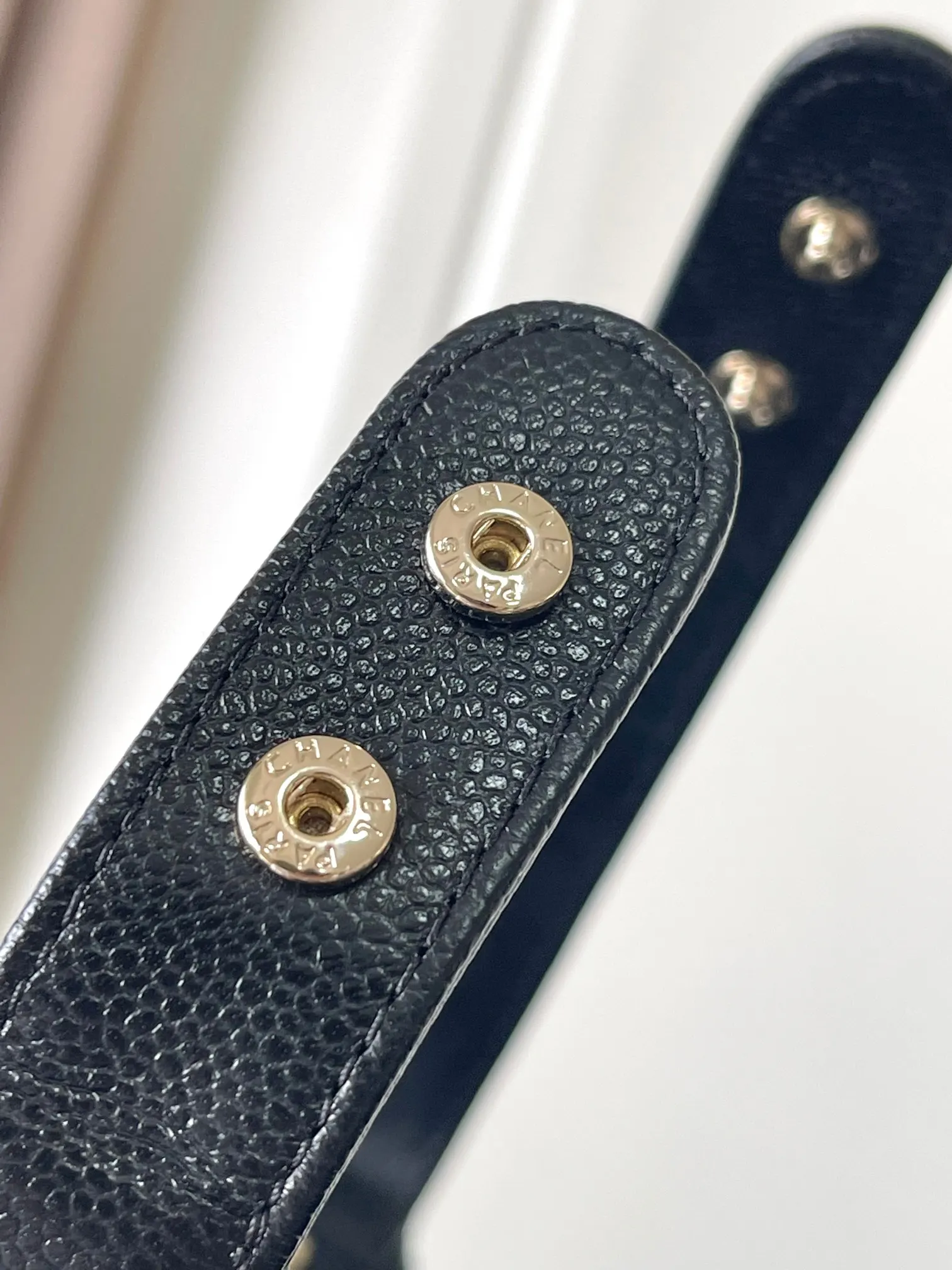 Chanel 魚子醬牛皮19 Bag鏈條包 單肩斜挎(數字6) Chanel 魚子醬牛皮19 Bag鏈條包 單肩斜挎(數字6)
