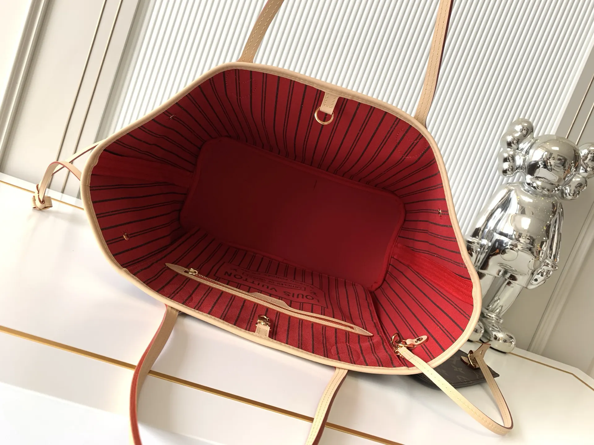 LV Neverfull 老花 帆布 手拿包 精致手拿款