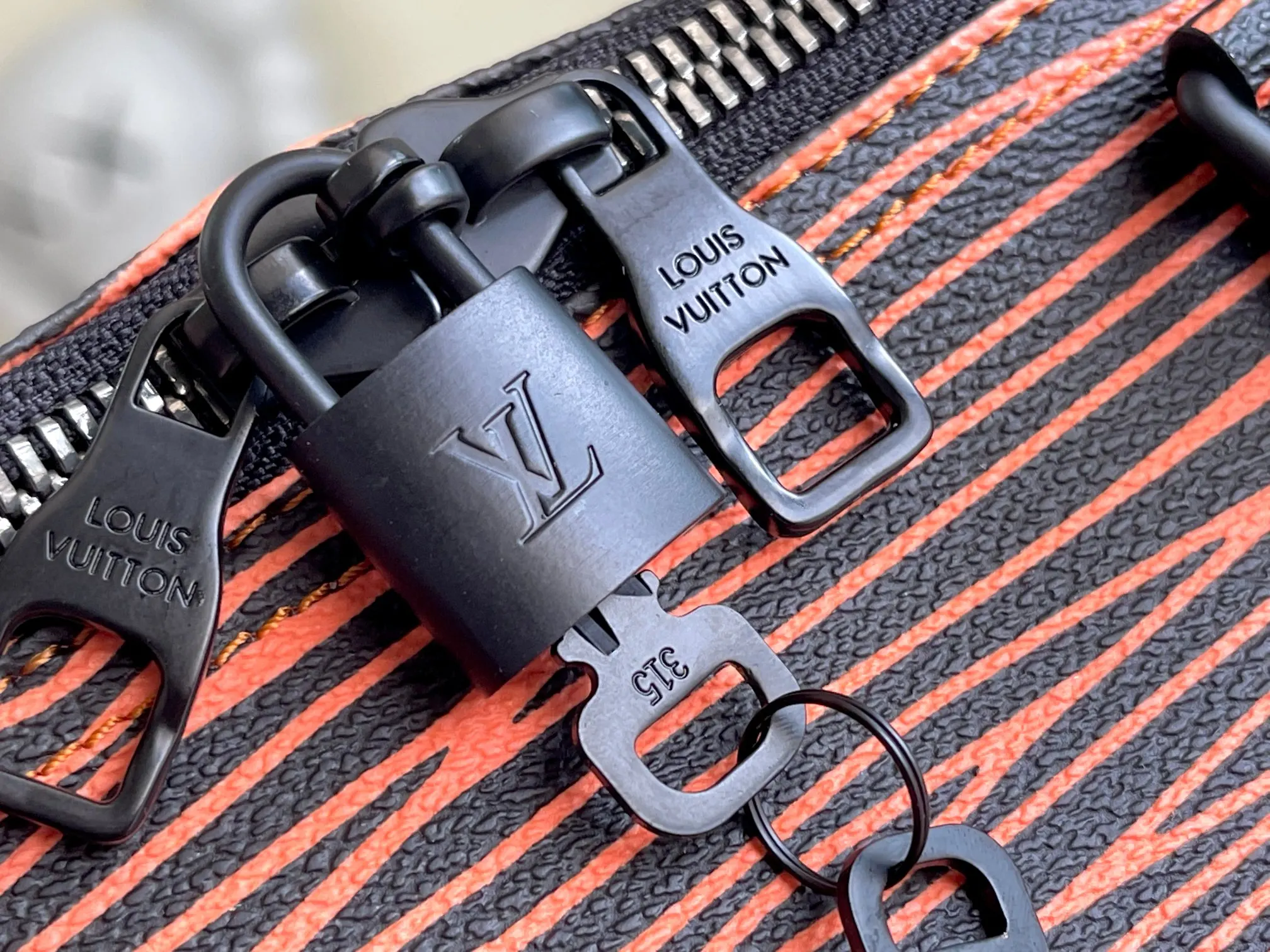 Keepall Mo旅行袋 大容量旅行款