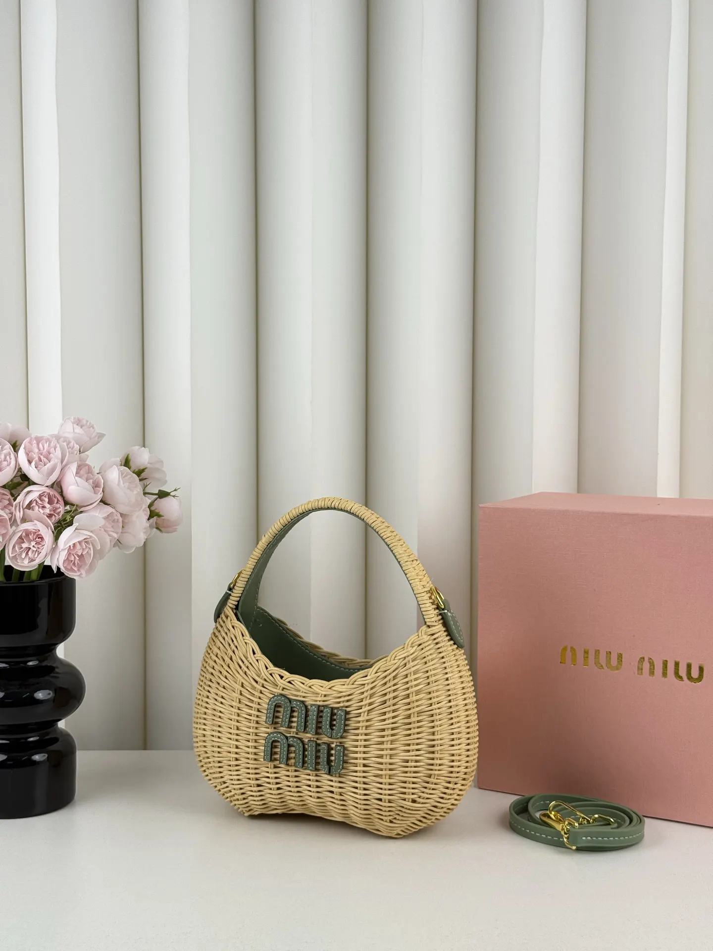 Miu miumiu竹编 手提斜背包 缪缪美式復古神 托特包 大容量托特款