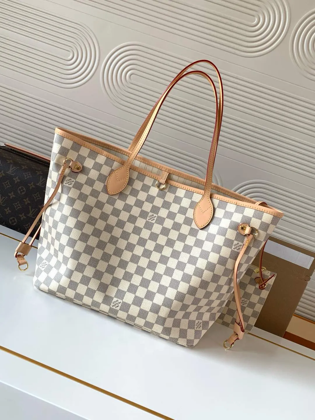 Neverfull 牛皮 托特包 大容量托特款