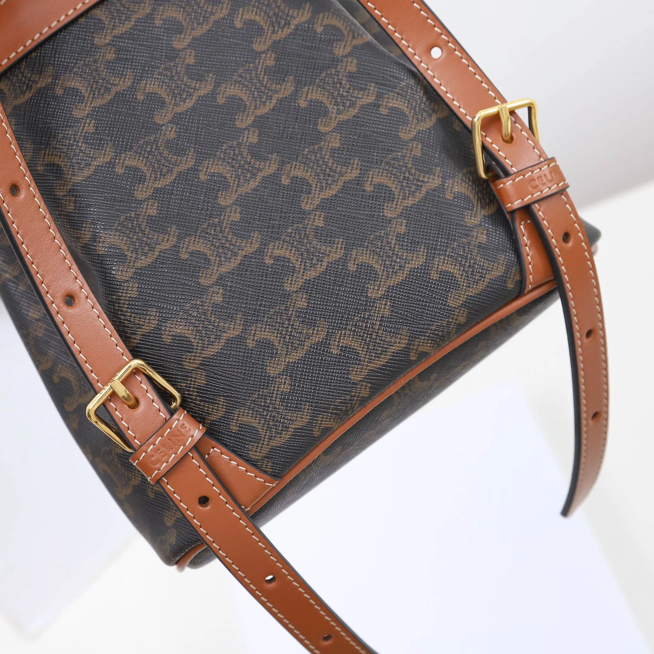 Celine 牛皮 批 意大利进口 开发 雙肩包 实用雙肩款
