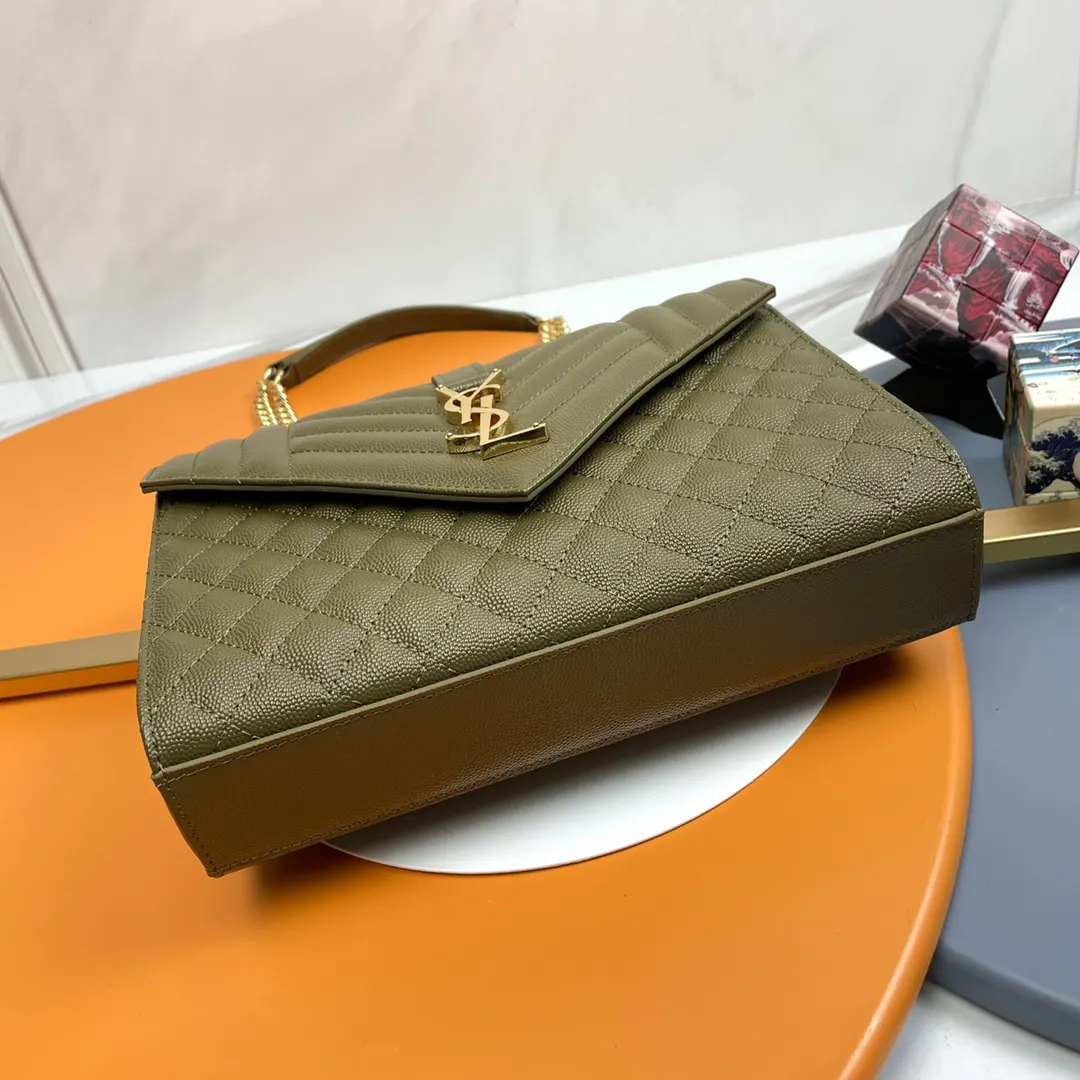 Chain Bag Leather