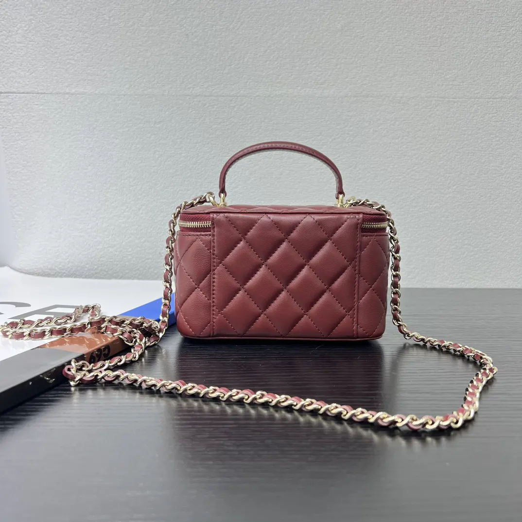 Chanel 19 小號 紅色 皮革 菱格絎縫 鏈條包