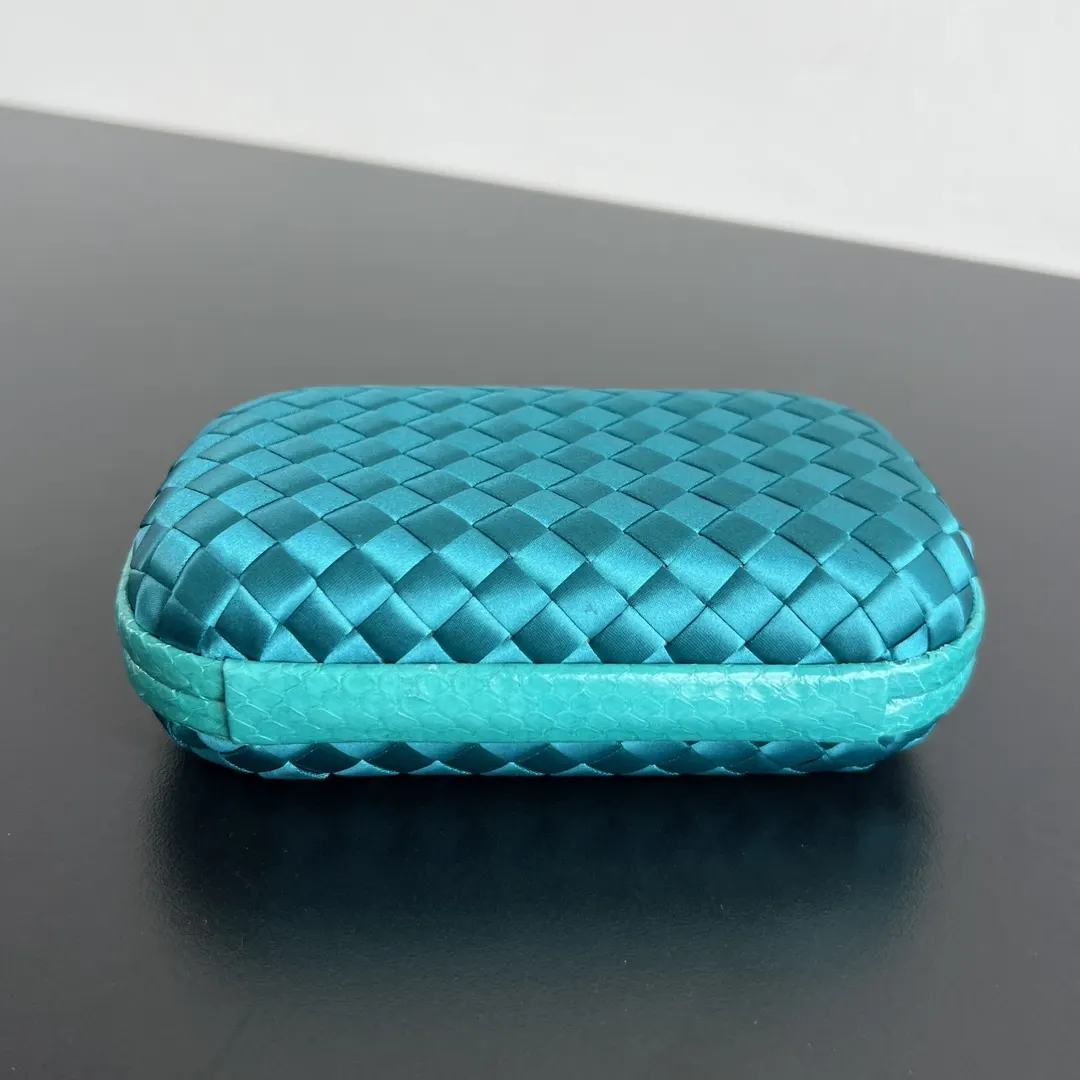 Bottega Veneta 化妆包 便携收纳款