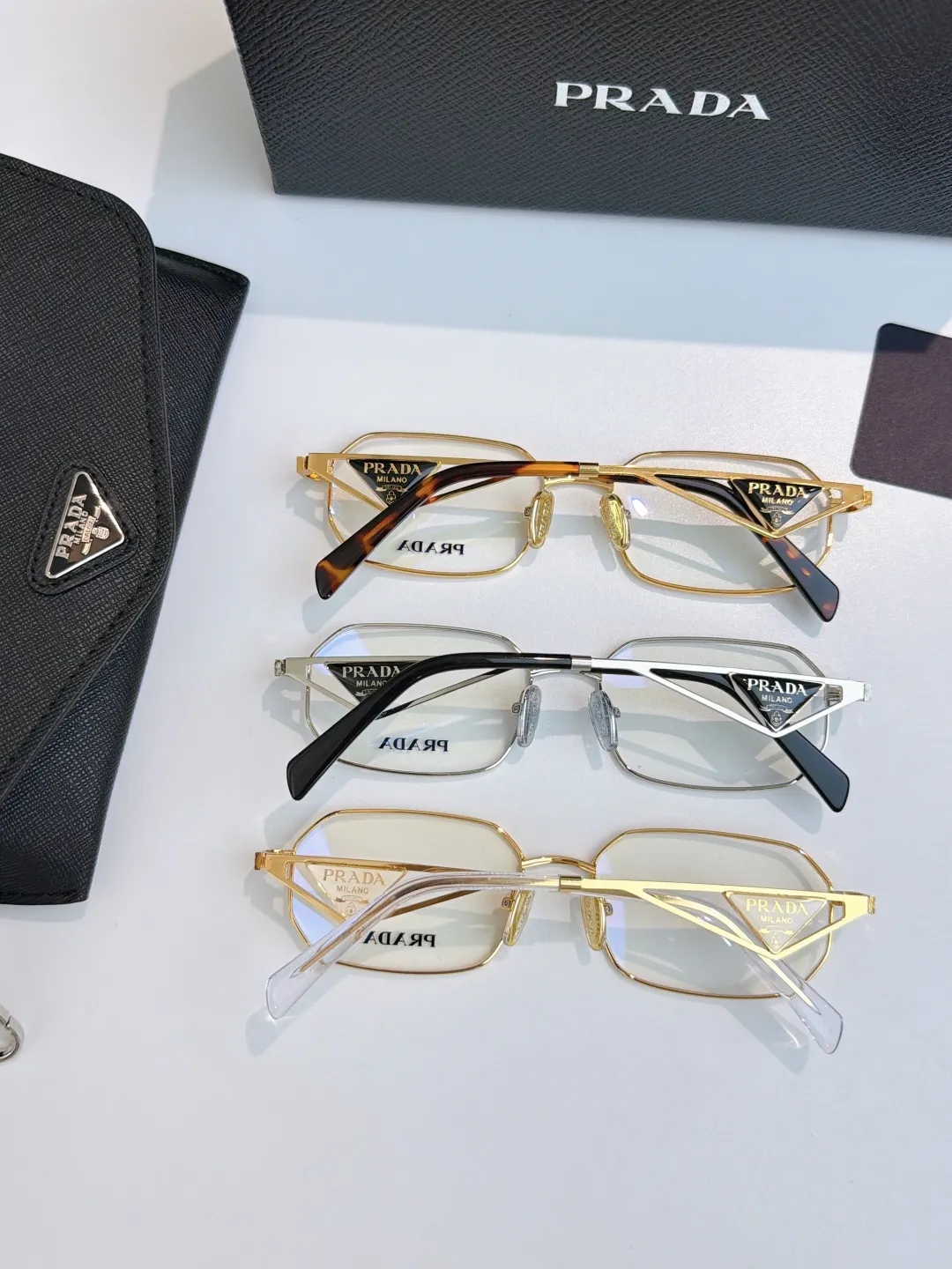 PRADA VPR A53 太阳眼镜 時尚遮阳款