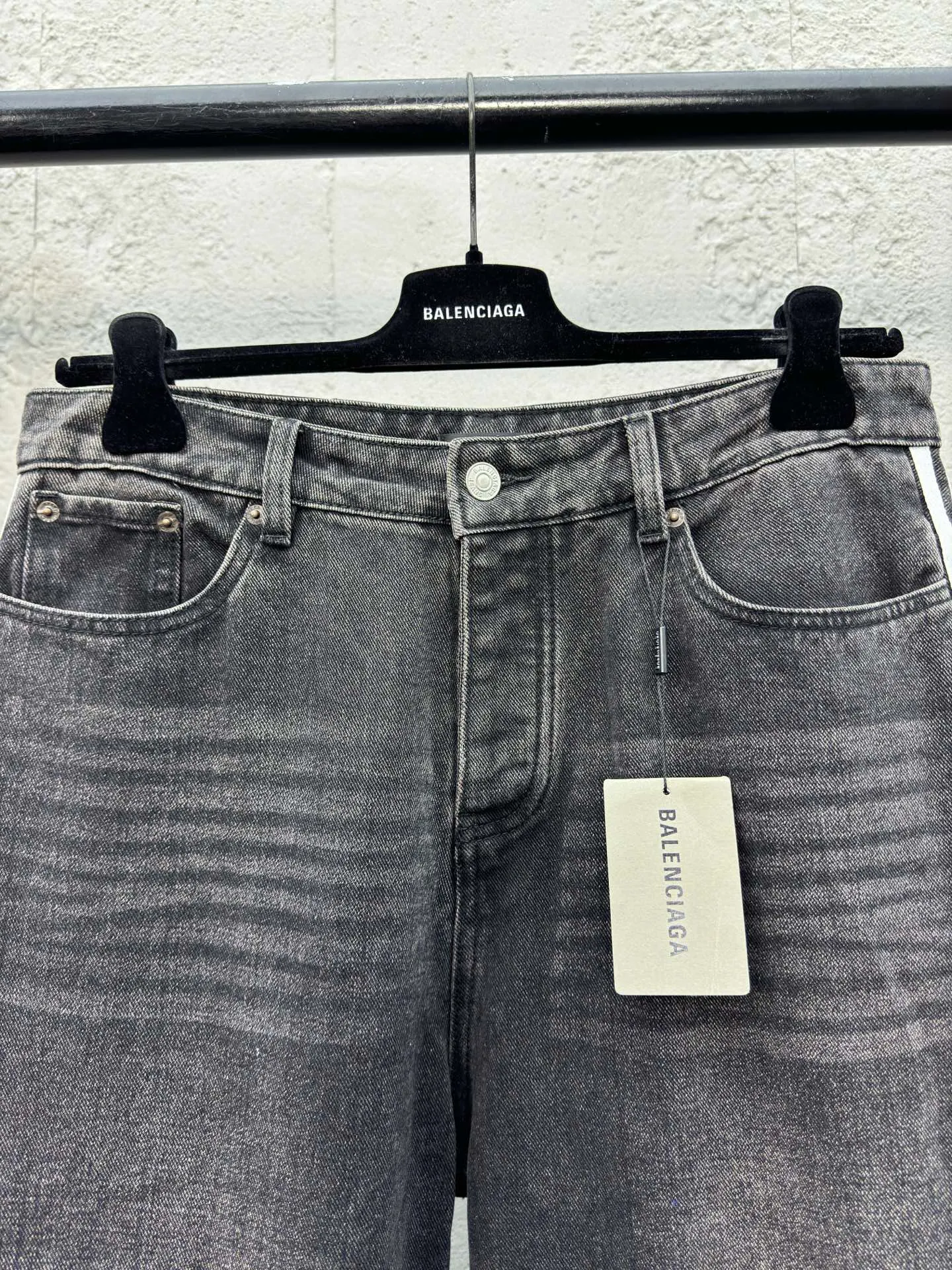 Balenciaga BLCG 黑色 牛仔褲 褲子(數字3) Balenciaga BLCG 黑色 牛仔褲 褲子(數字3)