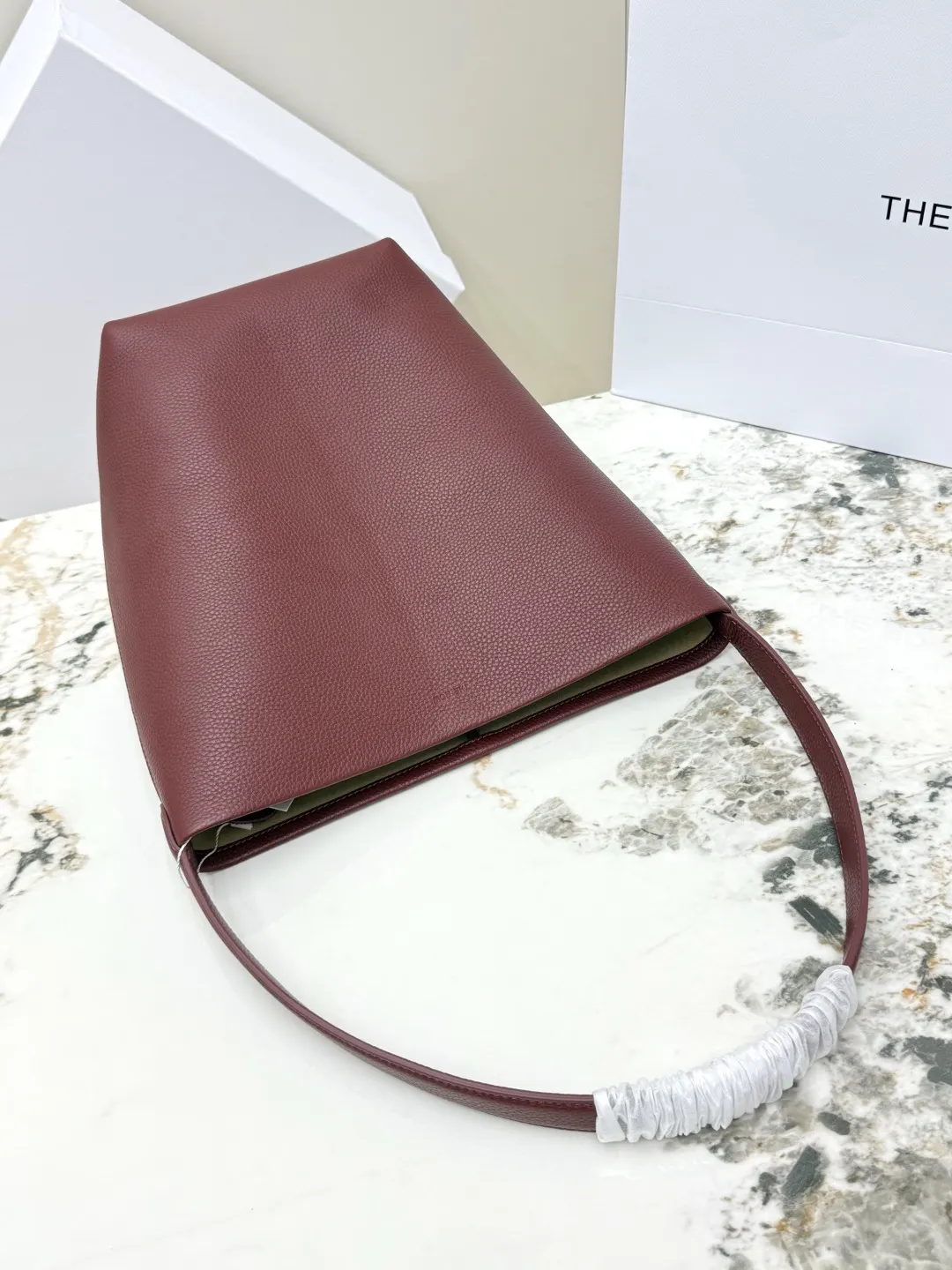 Red Tote Bag Lightweight Leather