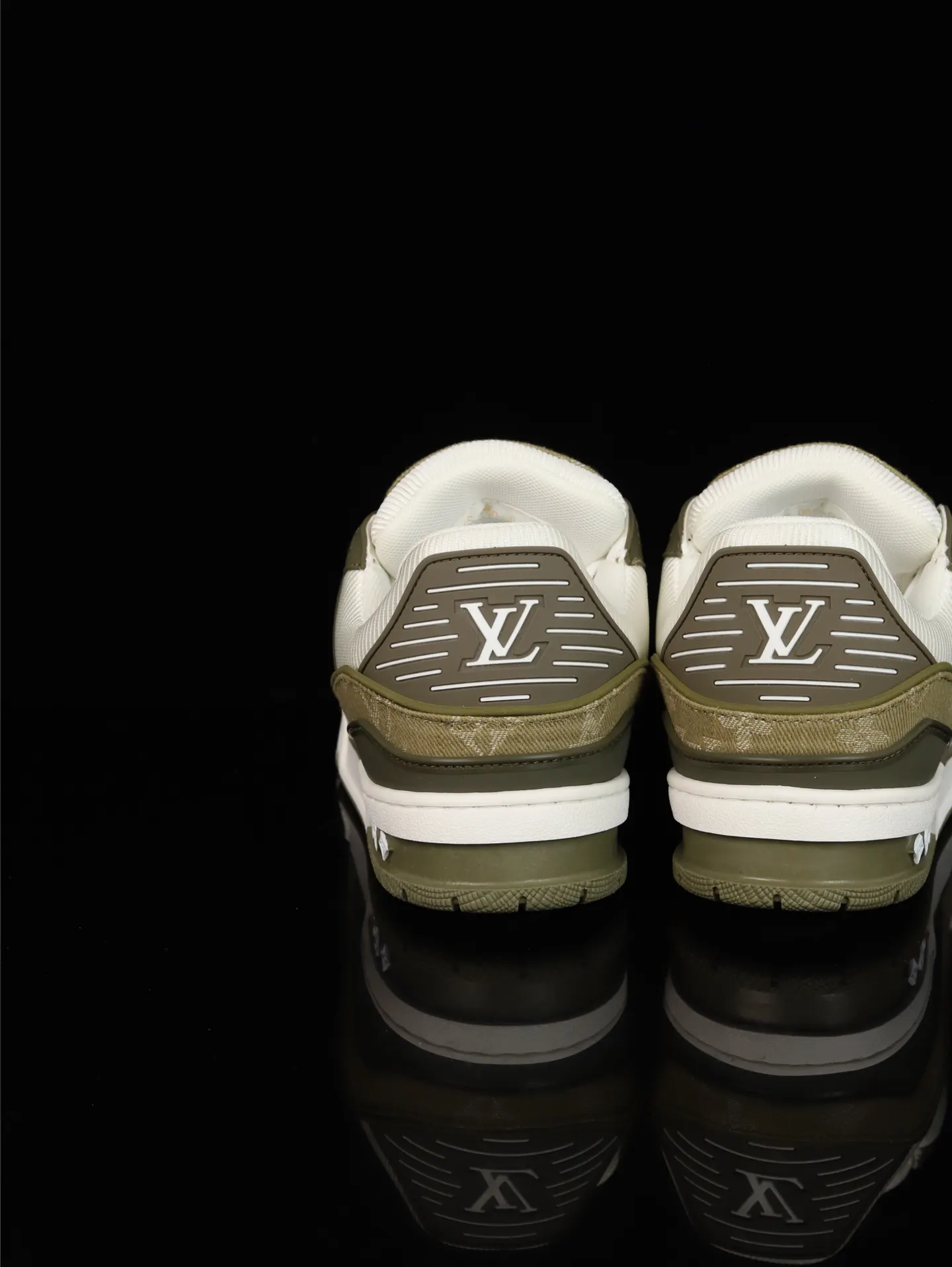 Louis Vuitton 运动鞋