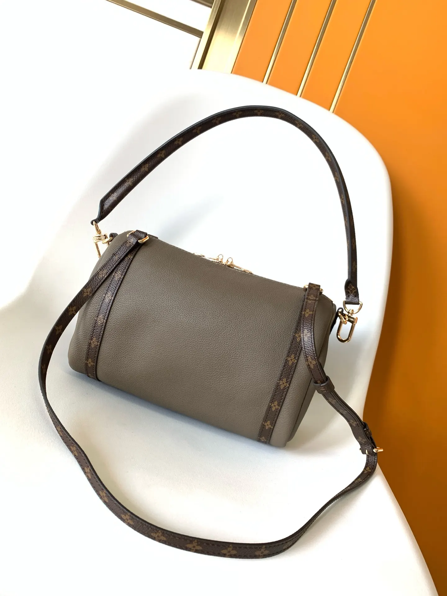 LV Keepall 黑色 灰色 牛皮 旅行袋 大容量旅行款