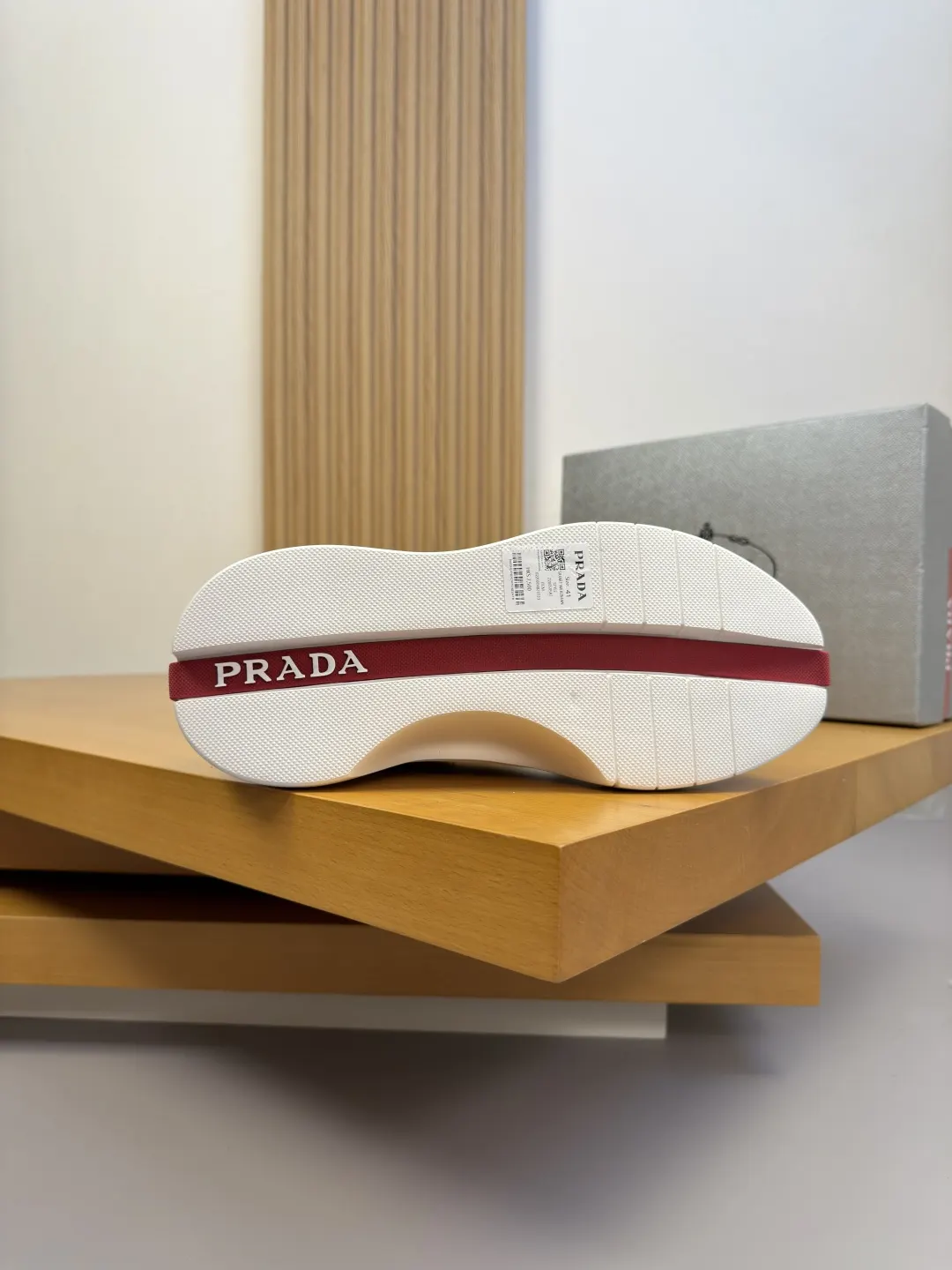 Prada 牛皮 真丝 帆布 运动鞋 休闲运动