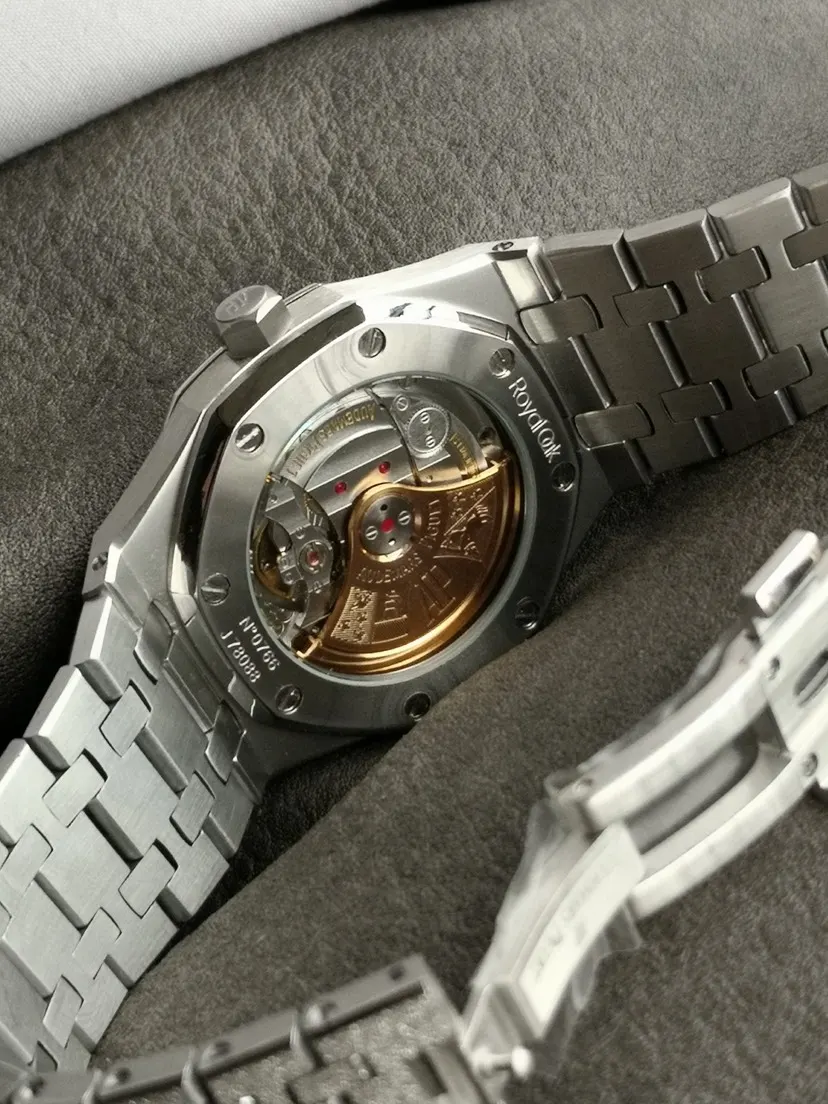 Watch Classic