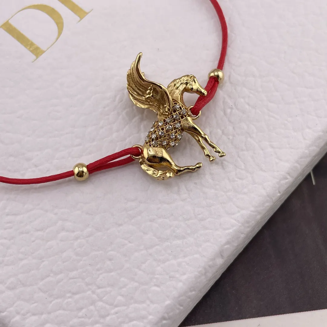 Dior 红色宝石戒指 精致礼盒