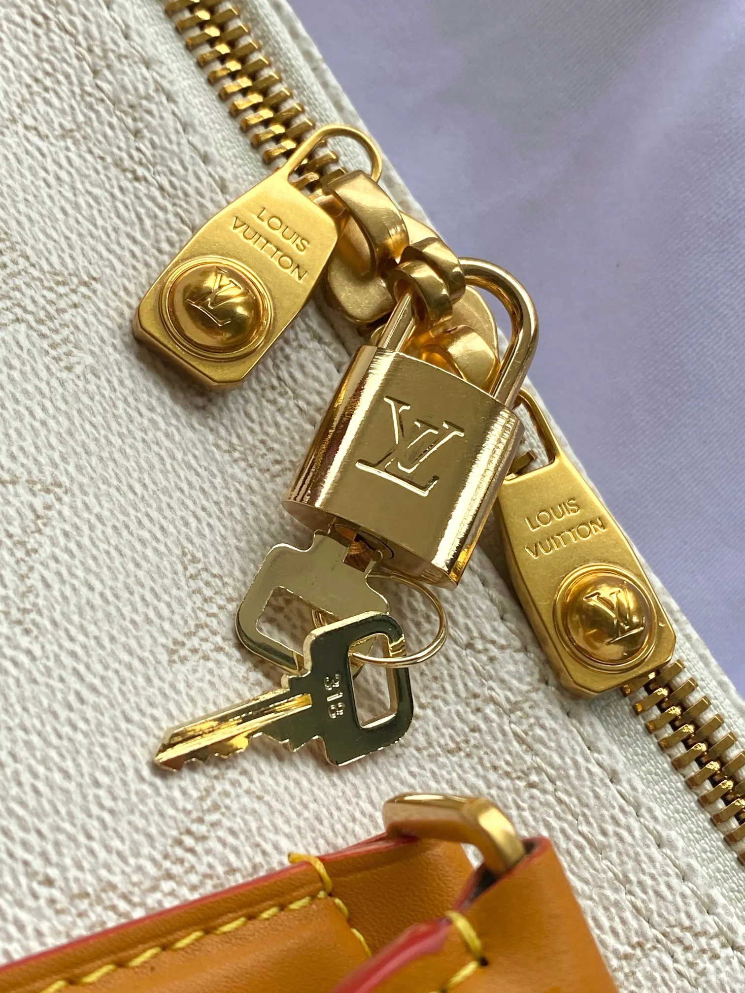 Keepall 白色 牛皮 旅行袋 大容量旅行款