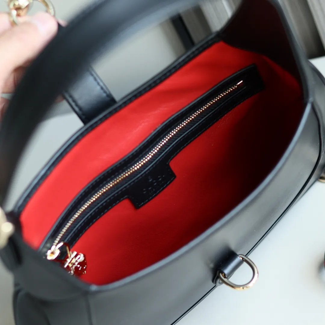 Gucci Hobo Shoulder Bag Vintage Leather