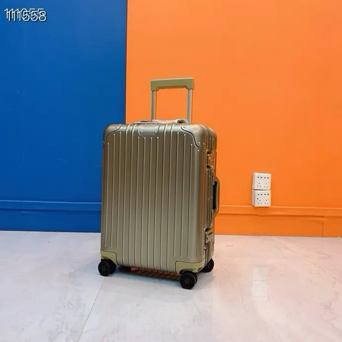 提花 Rimowa 全鋁合金 绝对 ⃣ 行李箱 旅行拉杆款 輕便出行款