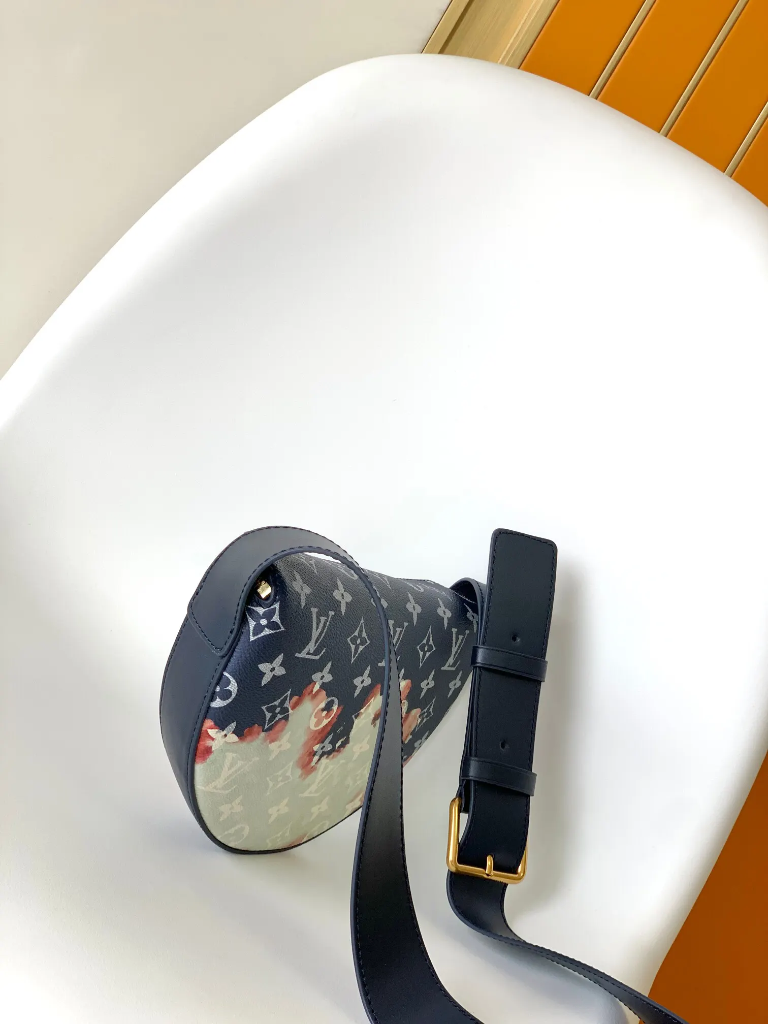 LV 半月包｜ORBUYBAG 岚奢包高端时尚精品