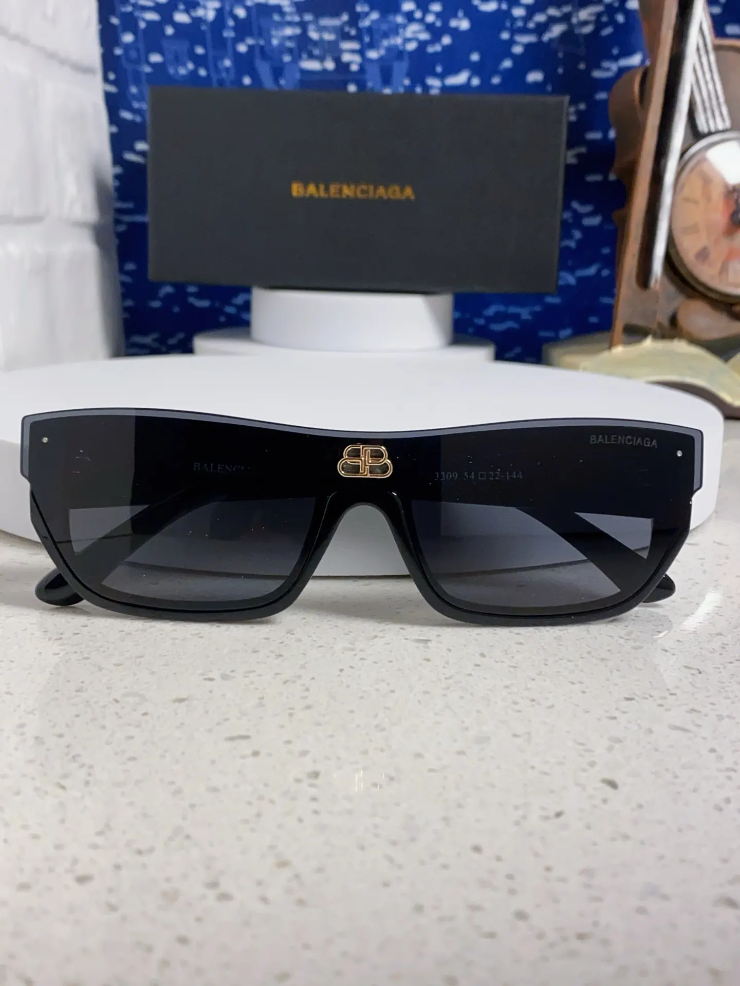 Balenciaga 太阳镜 精致搭配