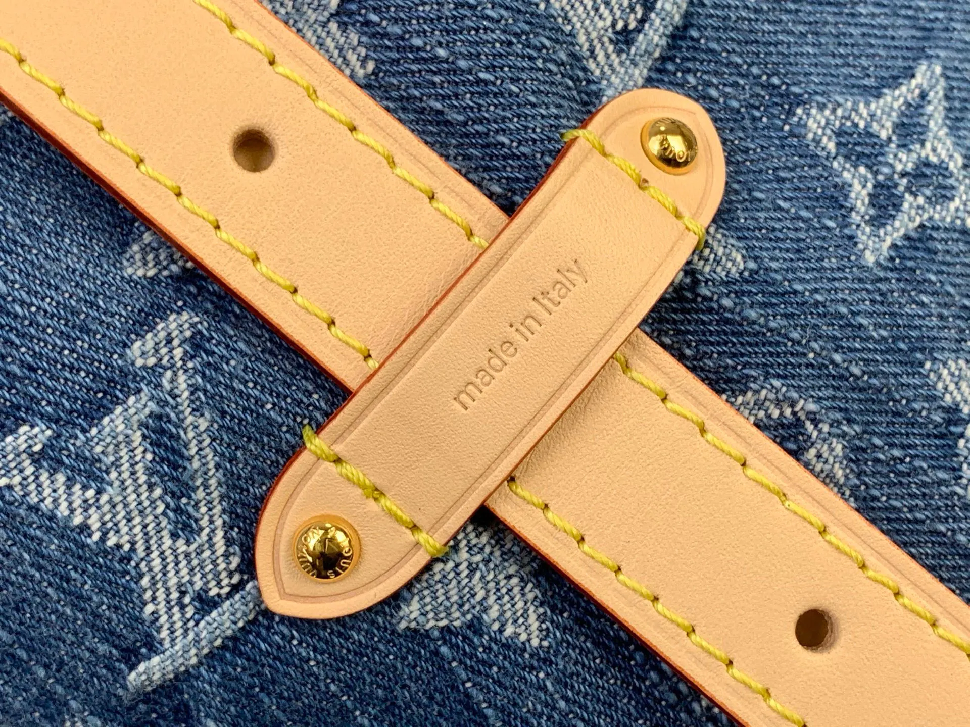 LV CarryAll 帆布 手拿包 精致手拿款