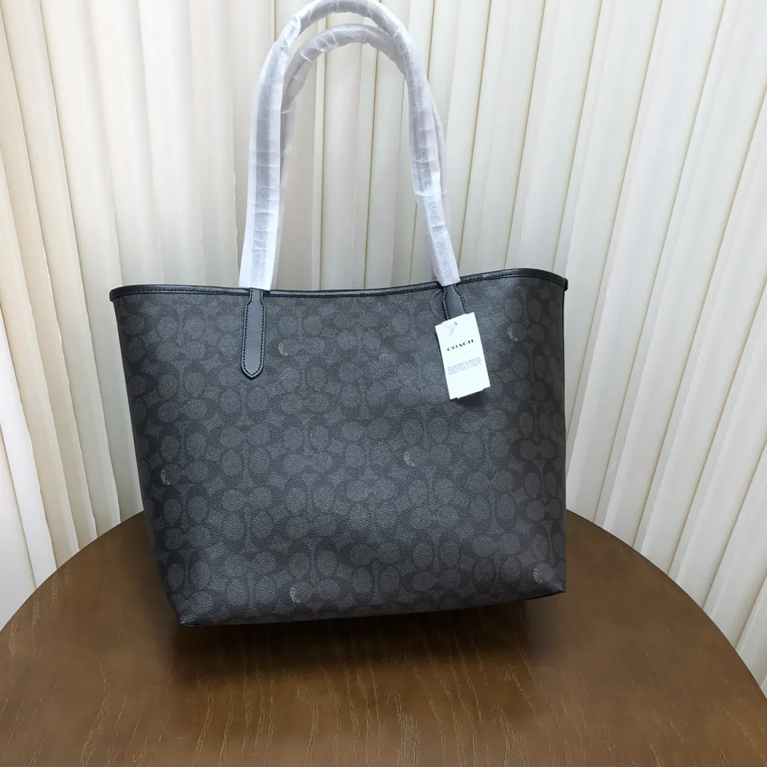 Coach 老花 帆布 托特包 大容量托特款