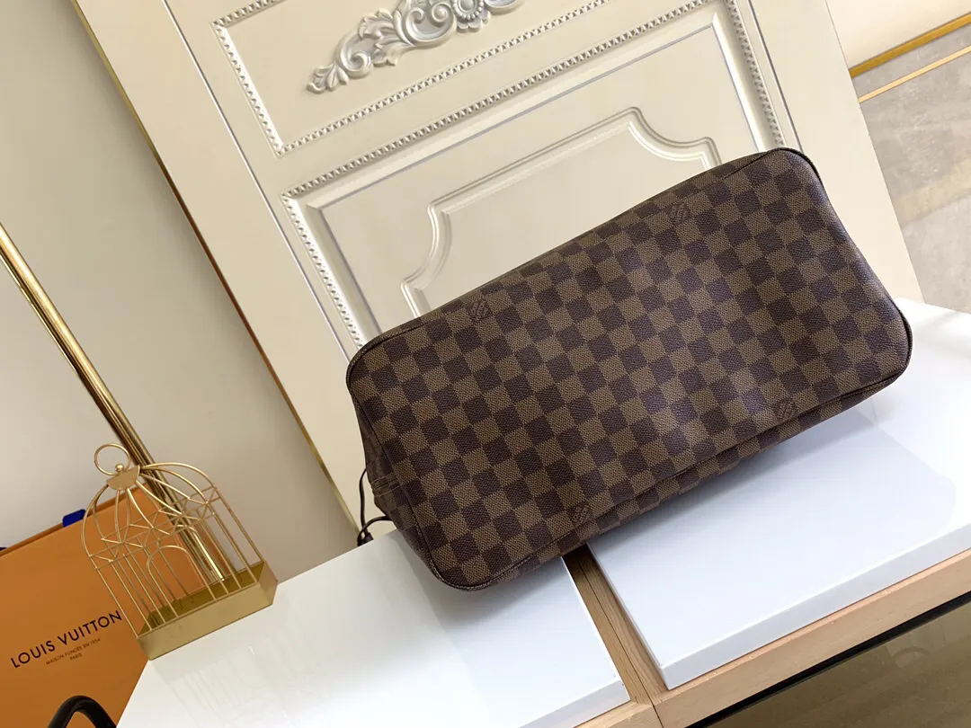 Louis Vuitton Clutch Bag Canvas