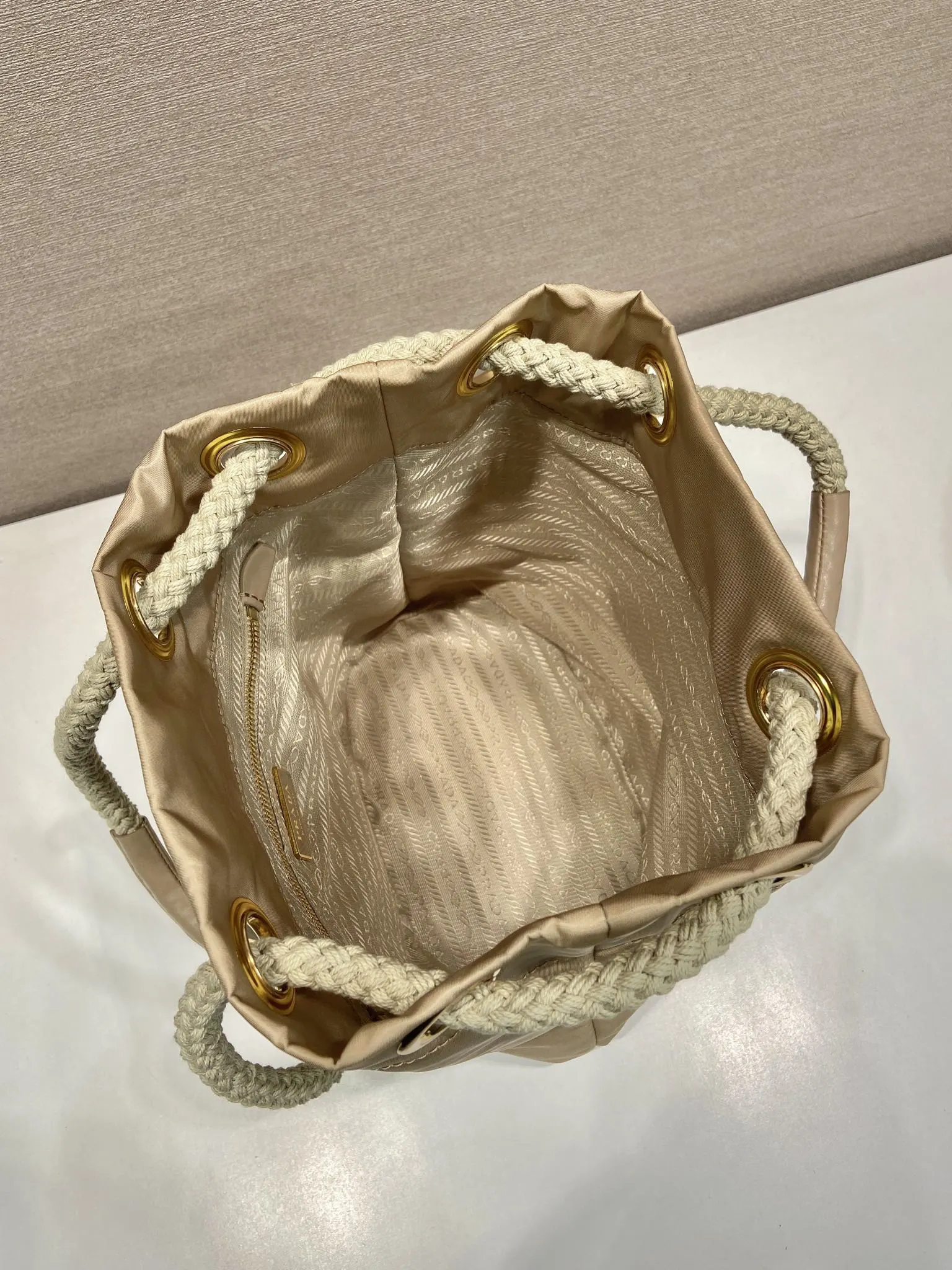 Bucket Bag Casual Leather Image 9 Bucket Bag Casual Leather Image 9