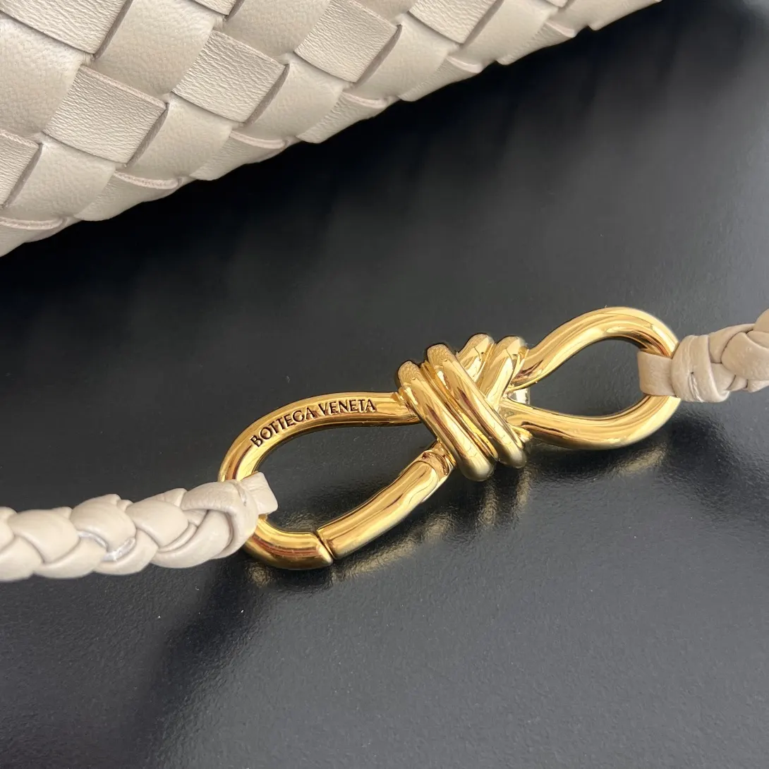 Gold Crossbody Bag Lightweight Image 9 Gold Crossbody Bag Lightweight Image 9