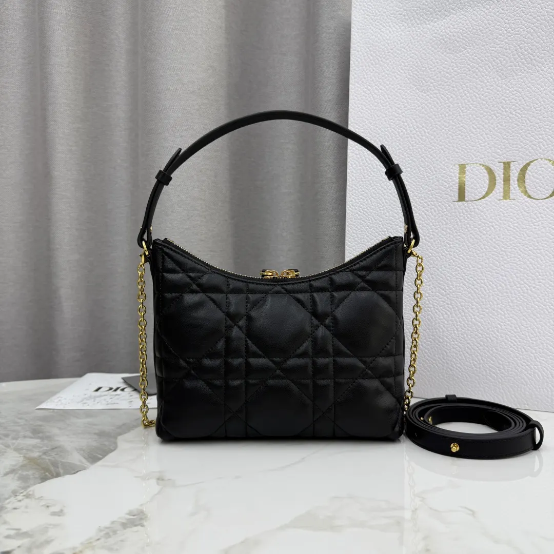 Dior Caro 黑色羊皮链条包 精致斜挎款