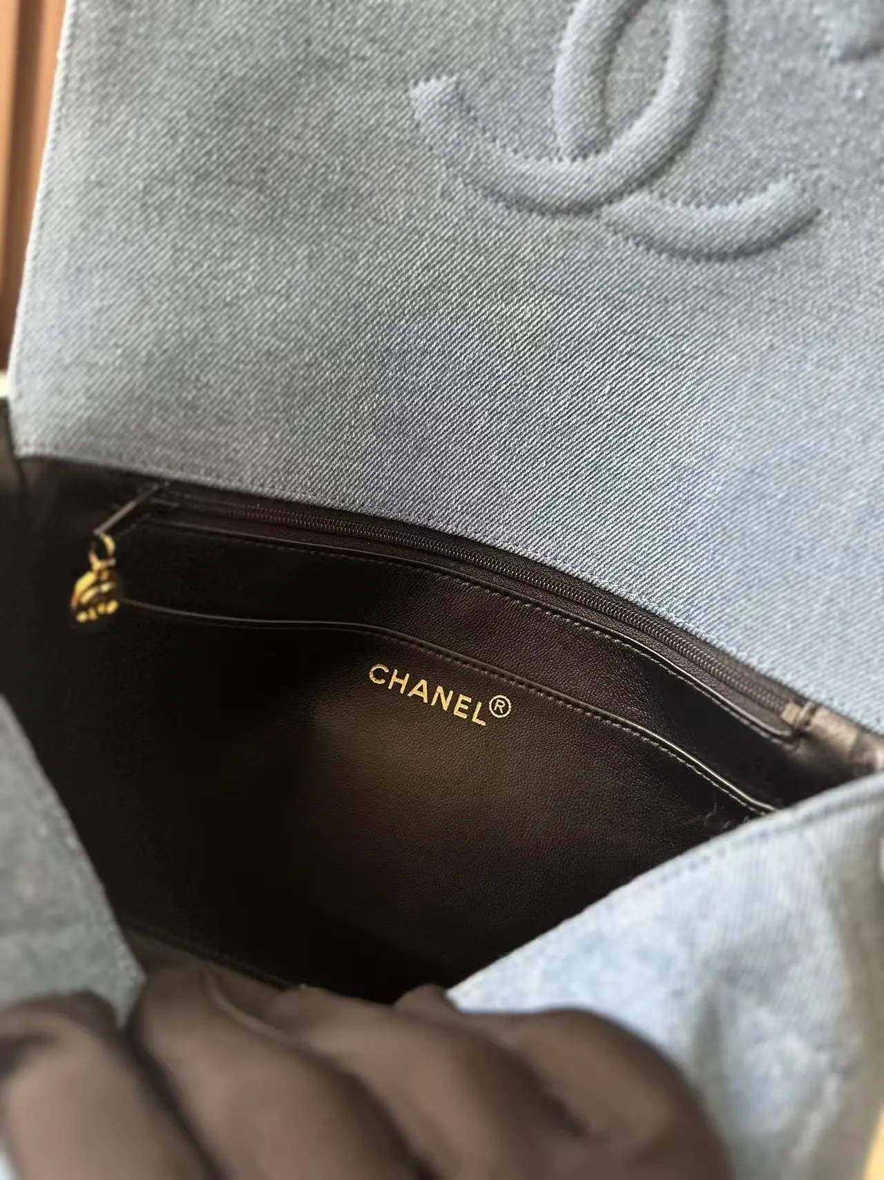 牛仔 永远的惊喜 中古款 丹尼牛仔 Chane 温柔学姐 腋下包 復古腋下背款(數字9) 牛仔 永远的惊喜 中古款 丹尼牛仔 Chane 温柔学姐 腋下包 復古腋下背款(數字9)