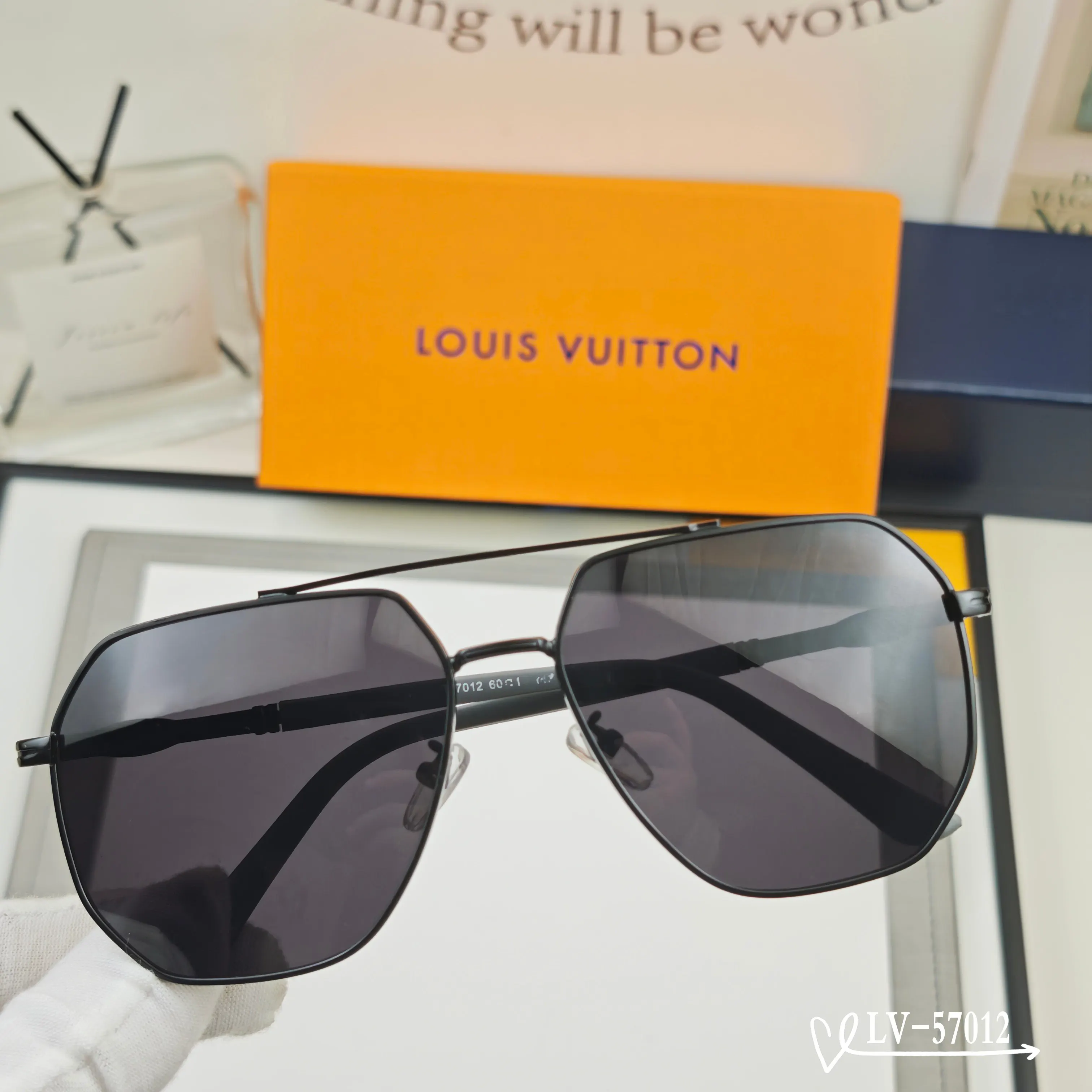 LV 墨镜 时尚防晒款 款9