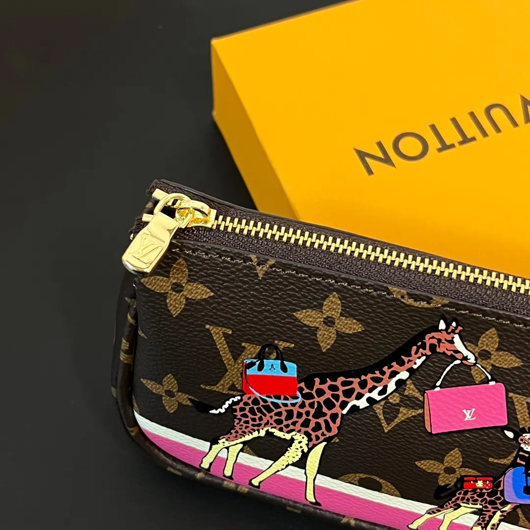 Louis Vuitton Chain Bag Canvas