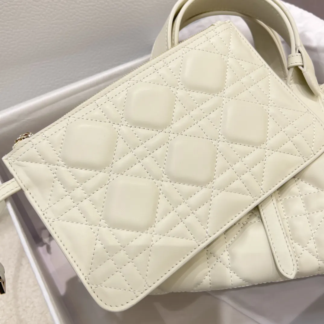Dior 白色牛皮手袋 手提斜挎