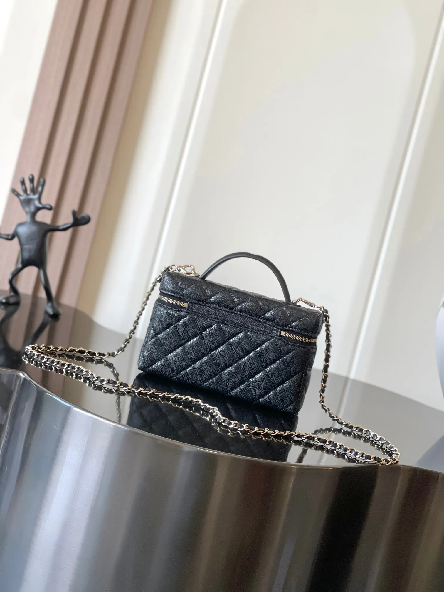 CHANEL 小牛皮 链条包 精致链条款