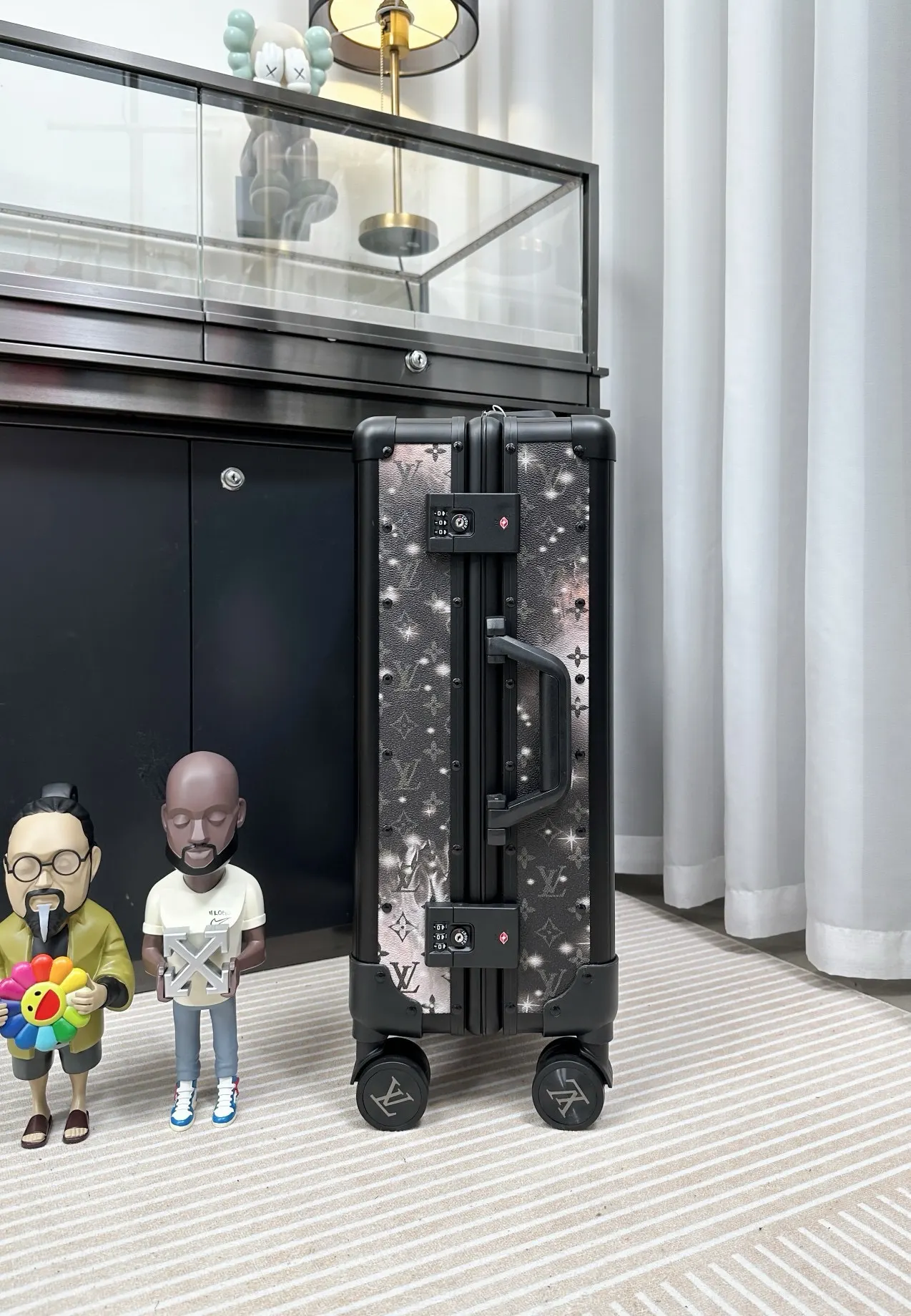 LV 黑色 老花 旅行箱 拉杆箱 行李箱 托运箱 登机箱 铝合金边框旅 旅行拉杆款 轻便出行款