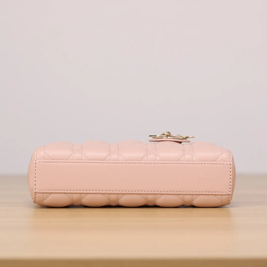 Dior Lady Dior Lady 粉色羊皮横版手袋 手提