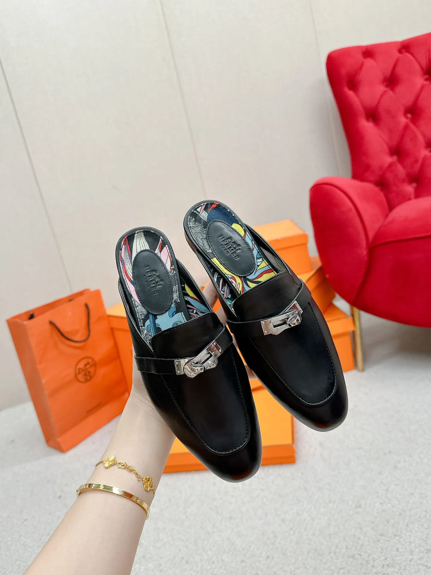 Hermès Leather Slides