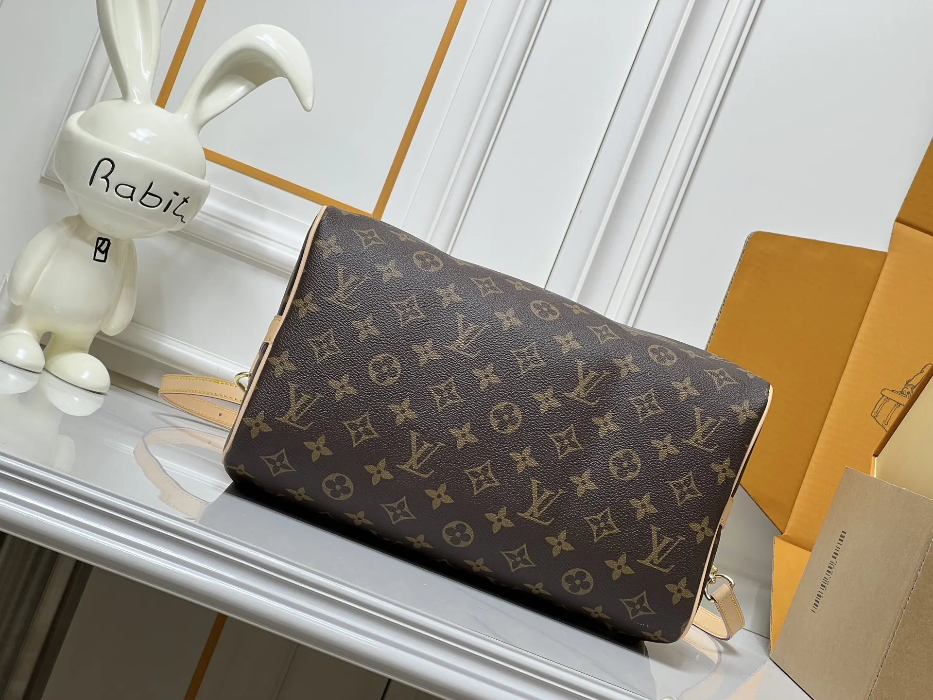 Gold Fashion Item Travel Canvas