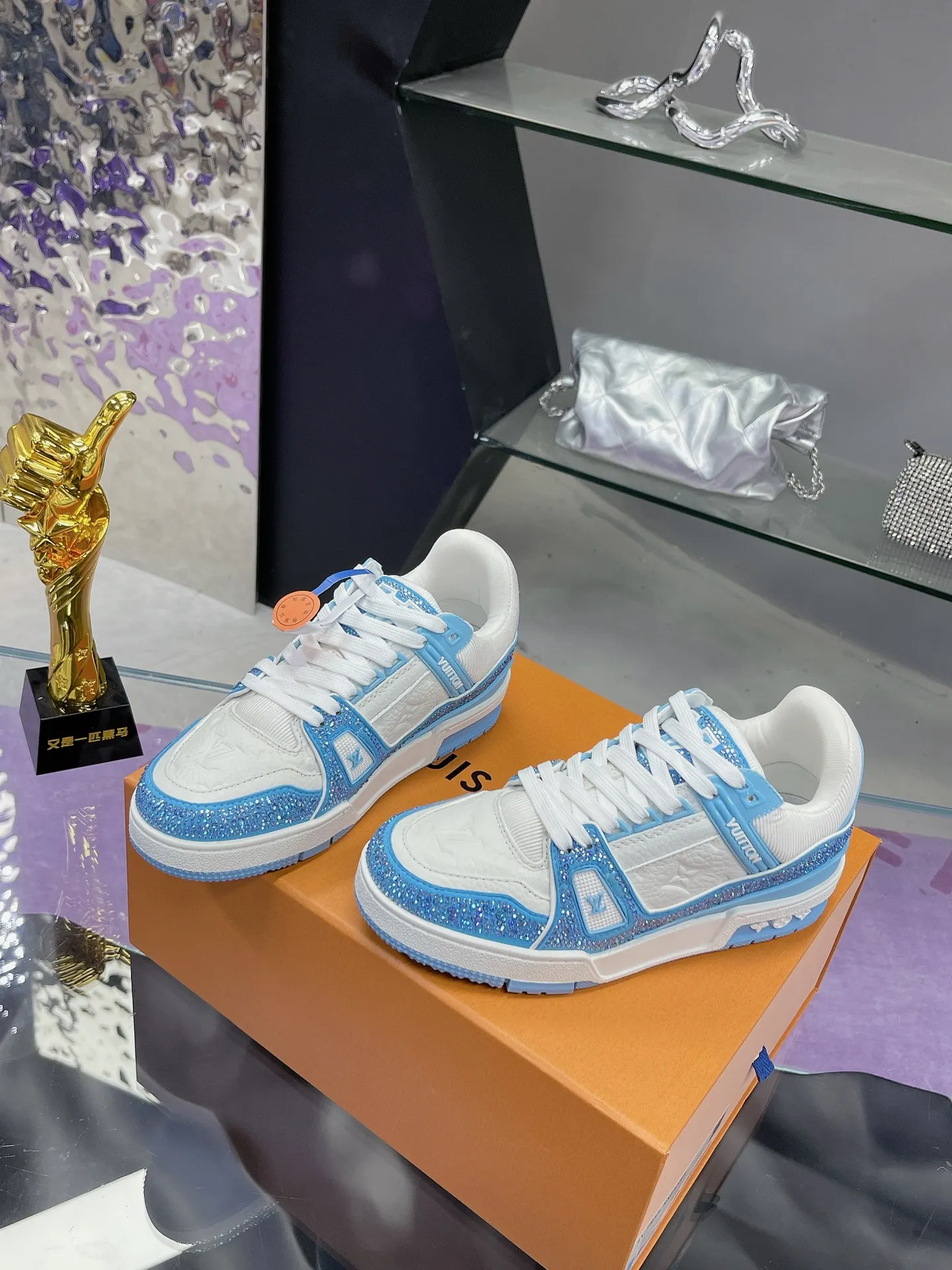 Louis Vuitton Sneakers
