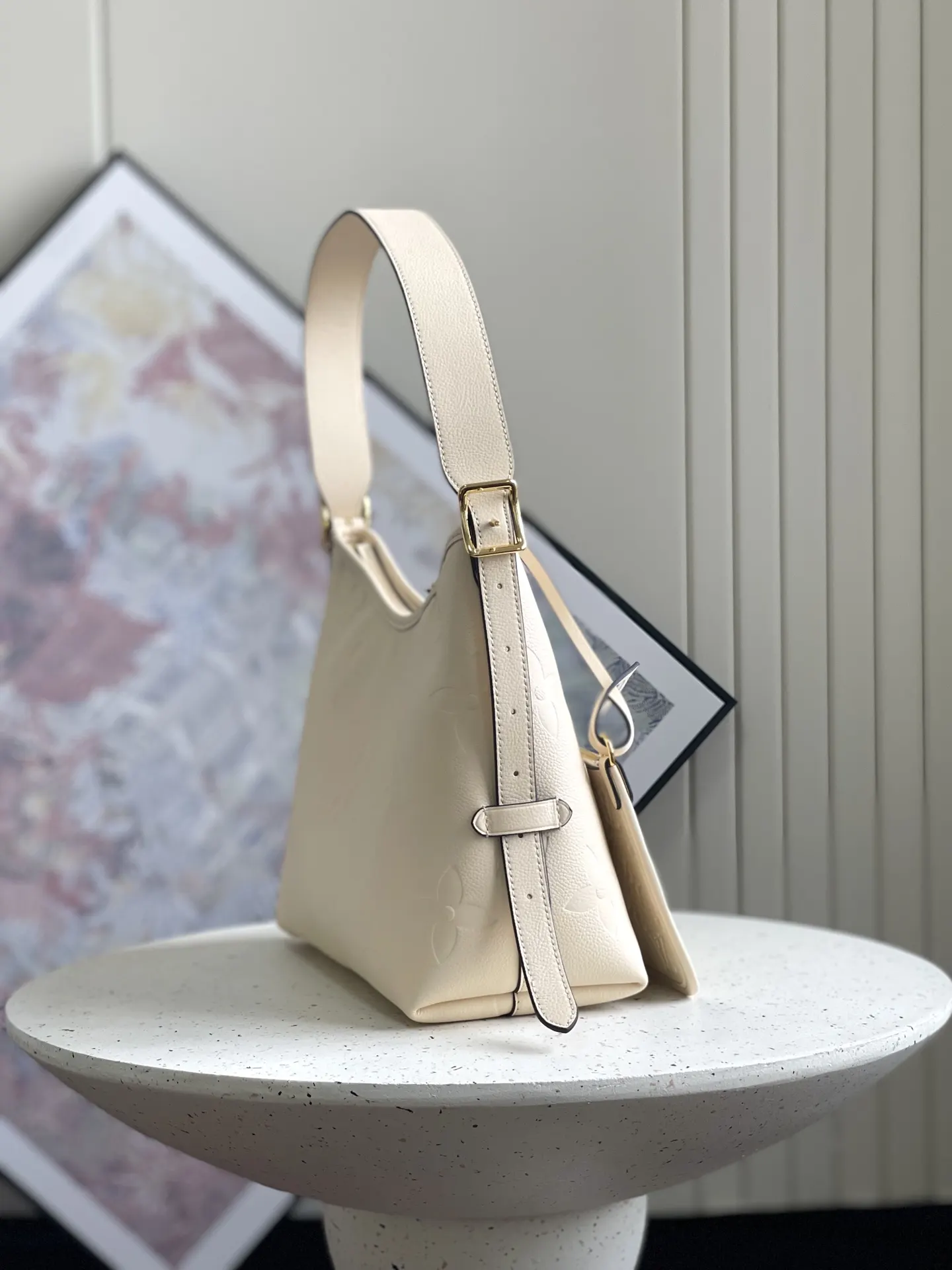 CarryAll 白色 米白 Mo手拿包 精致手拿款