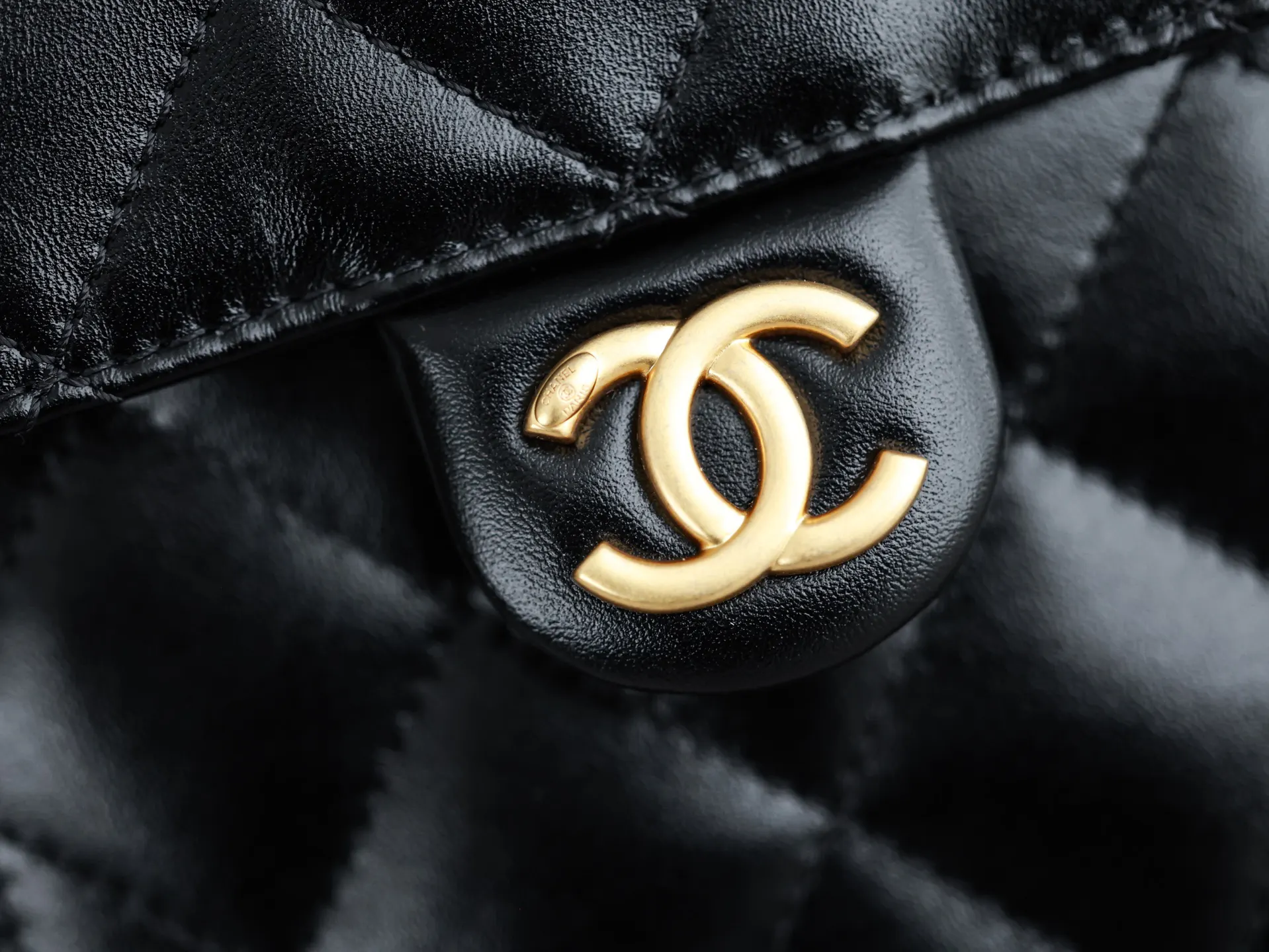 Chain Bag Leather