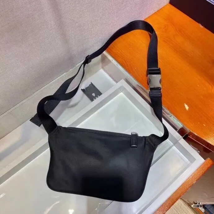 赶紧入手吧 长 高x底 腰包 休閒腰包款